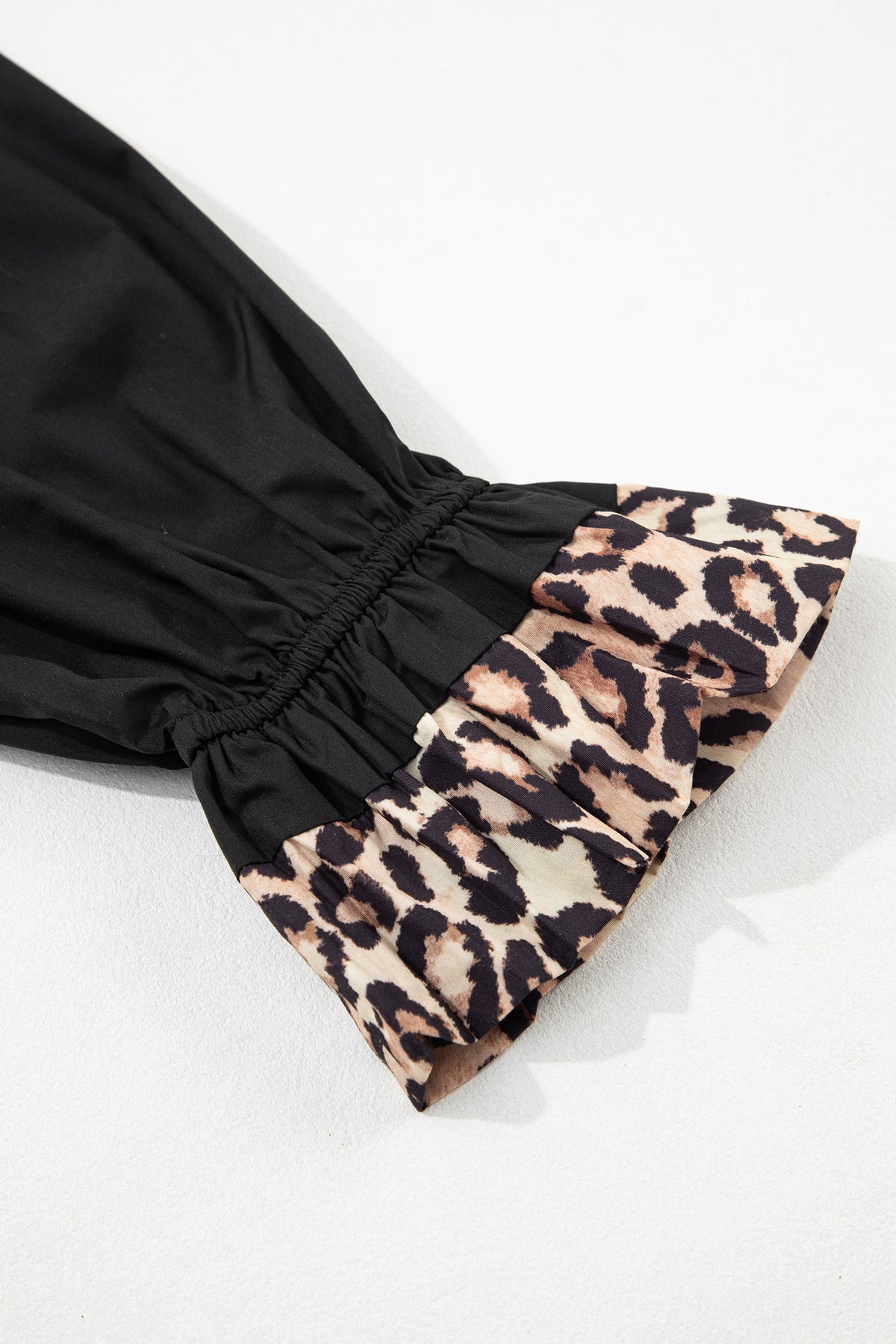 Black Plus Size Split-Neck Leopard Trim Flounced Long-Sleeve Blouse