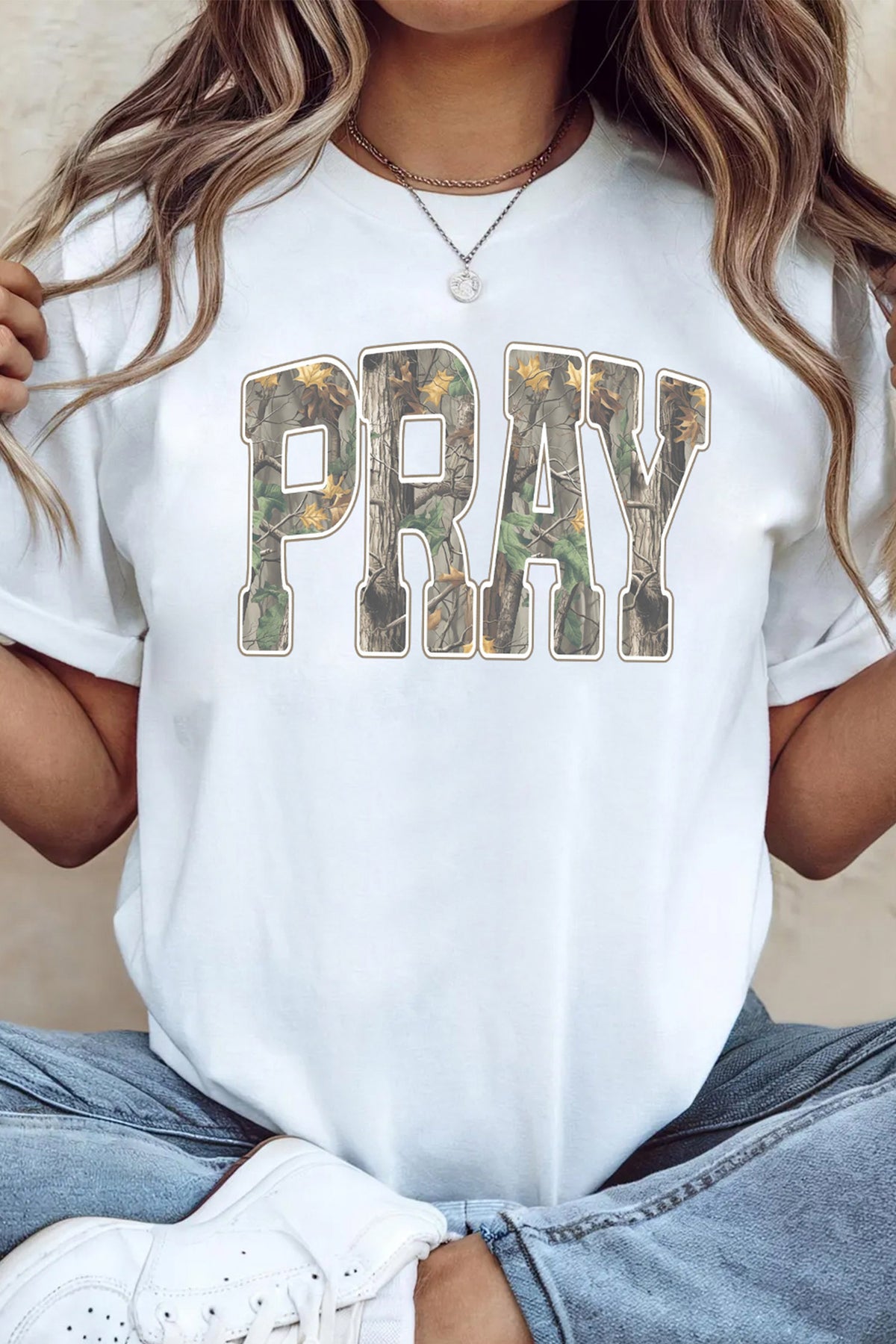 White PRAY Camo Letter Print Casual Round Neck T-Shirt
