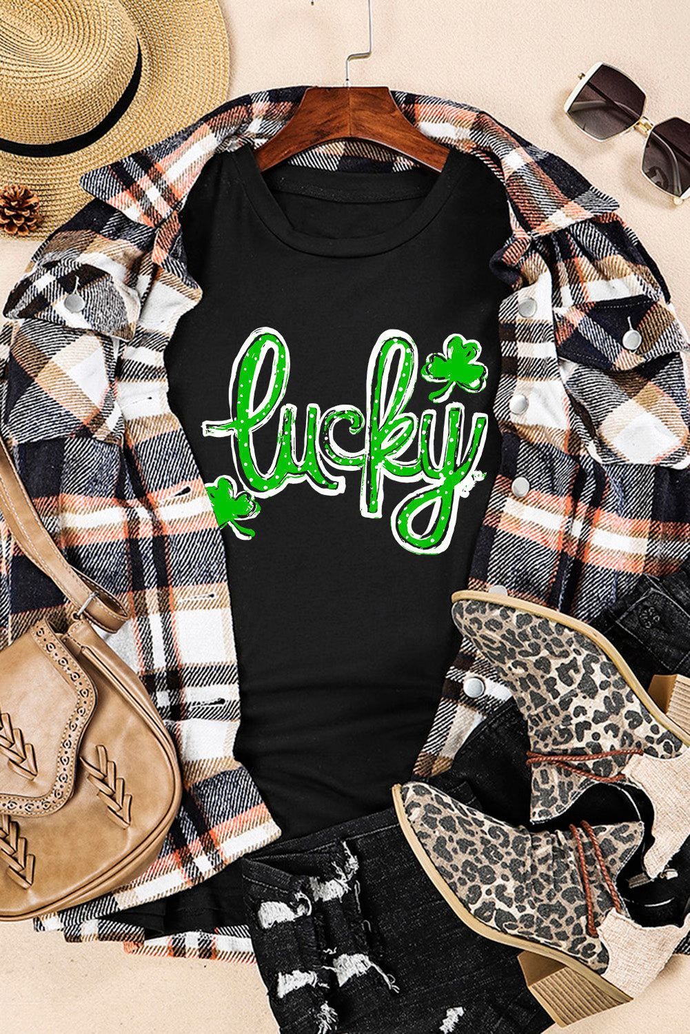 Black St. Patricks Lucky Clover Print O Neck T-Shirt