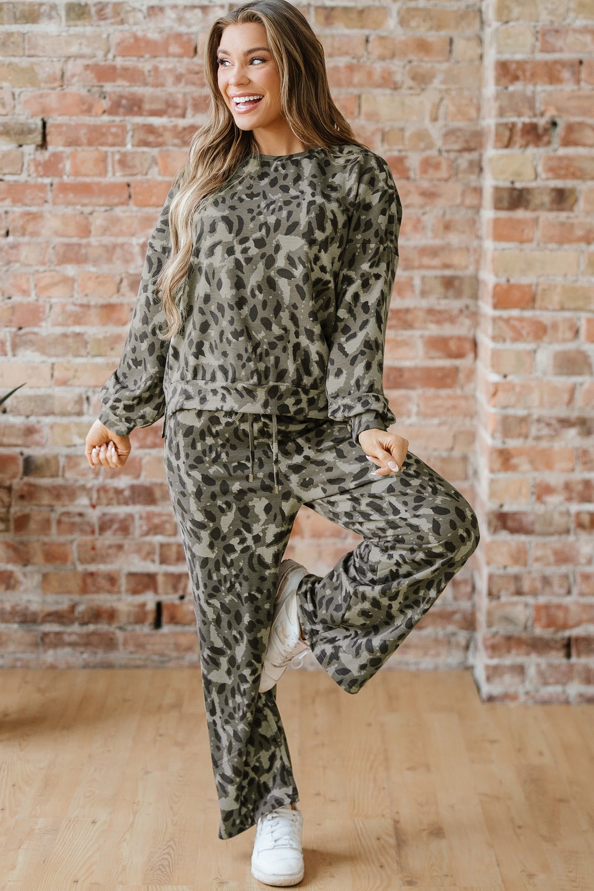 Women's Brown Leopard Print Raw Seam Patchwork Pullover Pants Two-Piece Set