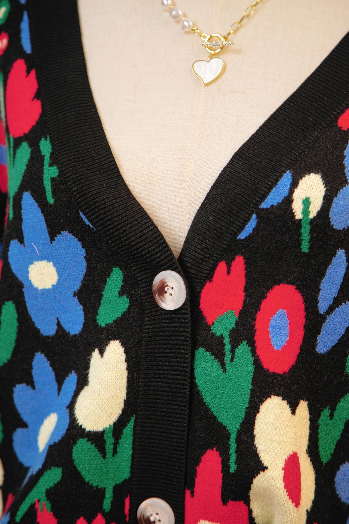 Black Floral Print V Neck Buttoned Short Cardigan Sweater