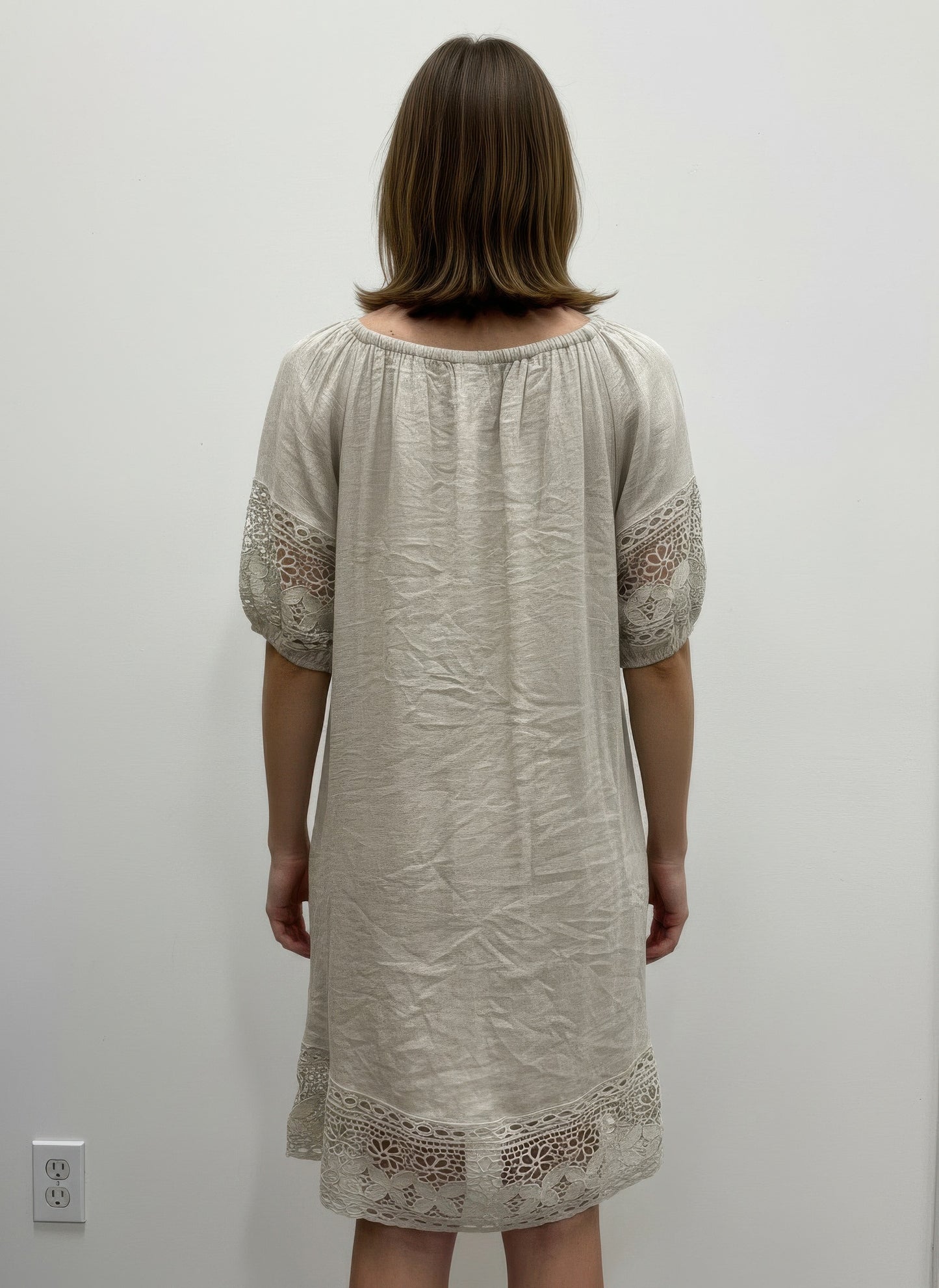 Mlle Gabrielle Solid Short Sleeve Dress