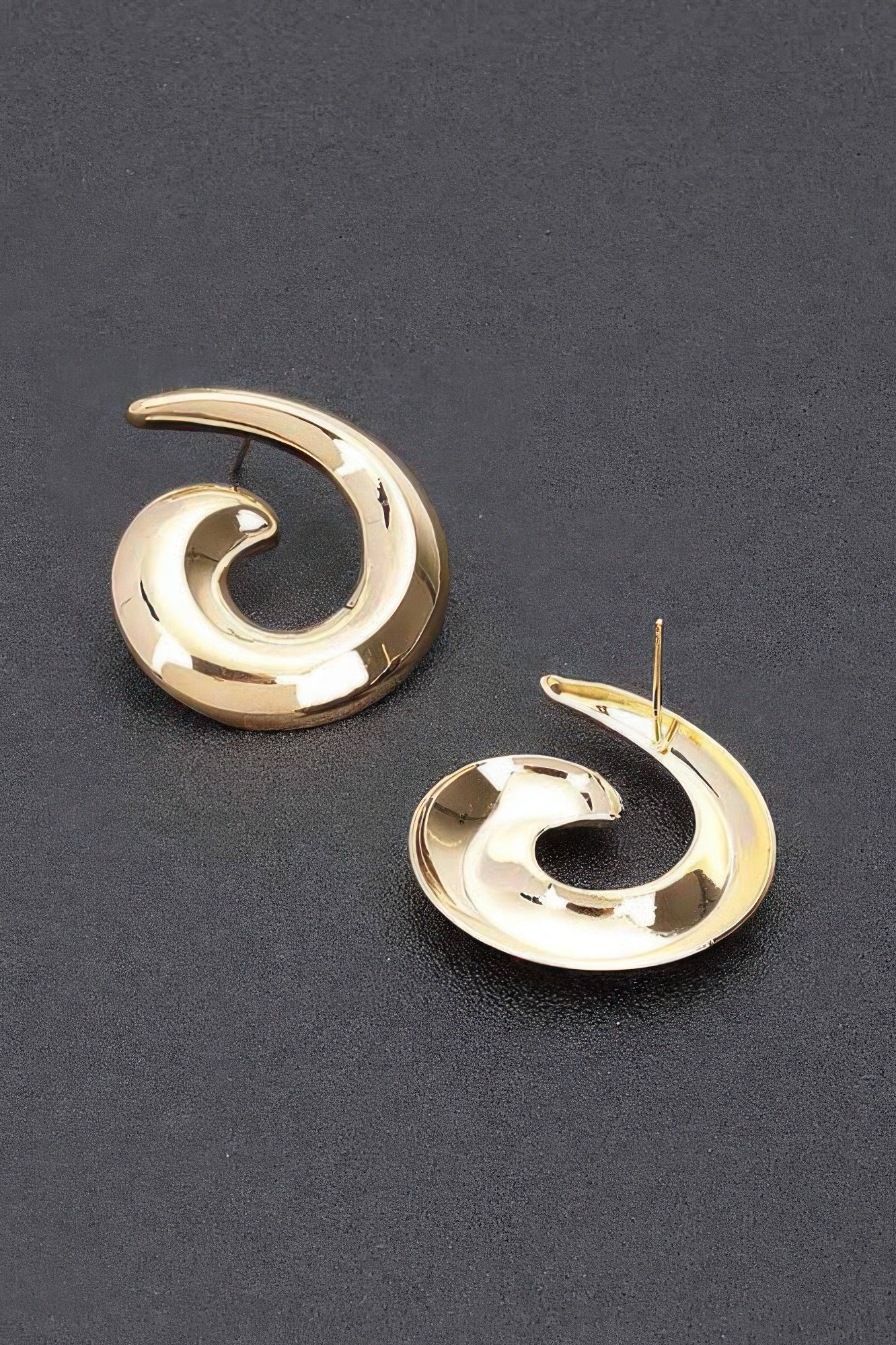 Metal Vintage Stud Earrings