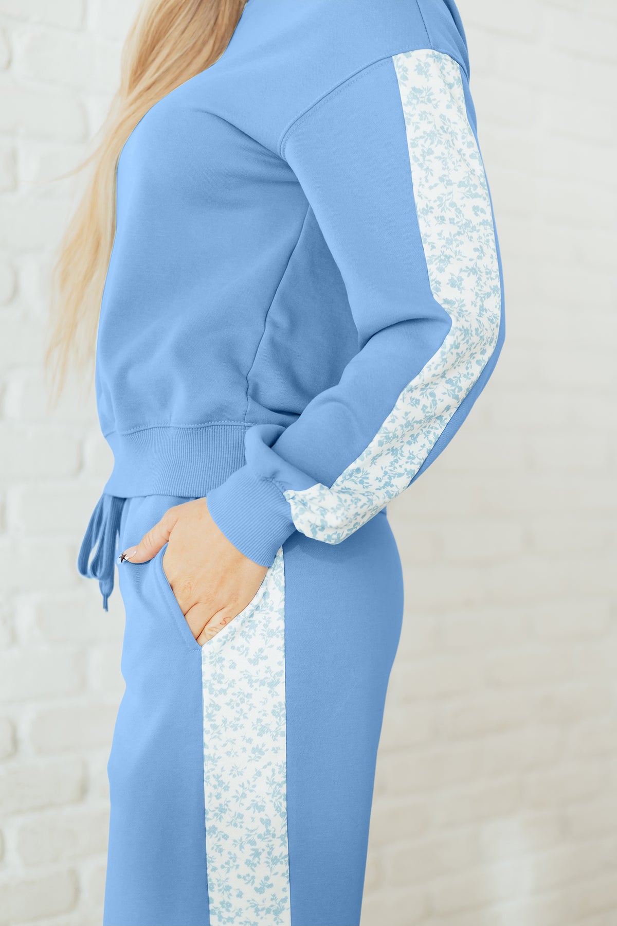 Beau Blue Floral Patchwork Pullover and Sweatpants Lounge Set