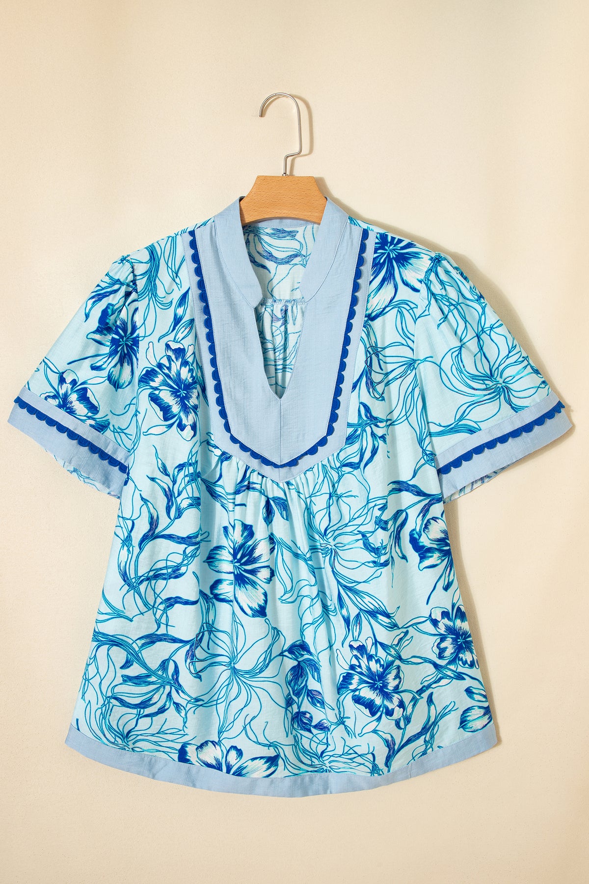 Sky Blue Plus Size Scalloped Trim Floral Short-Sleeve Blouse