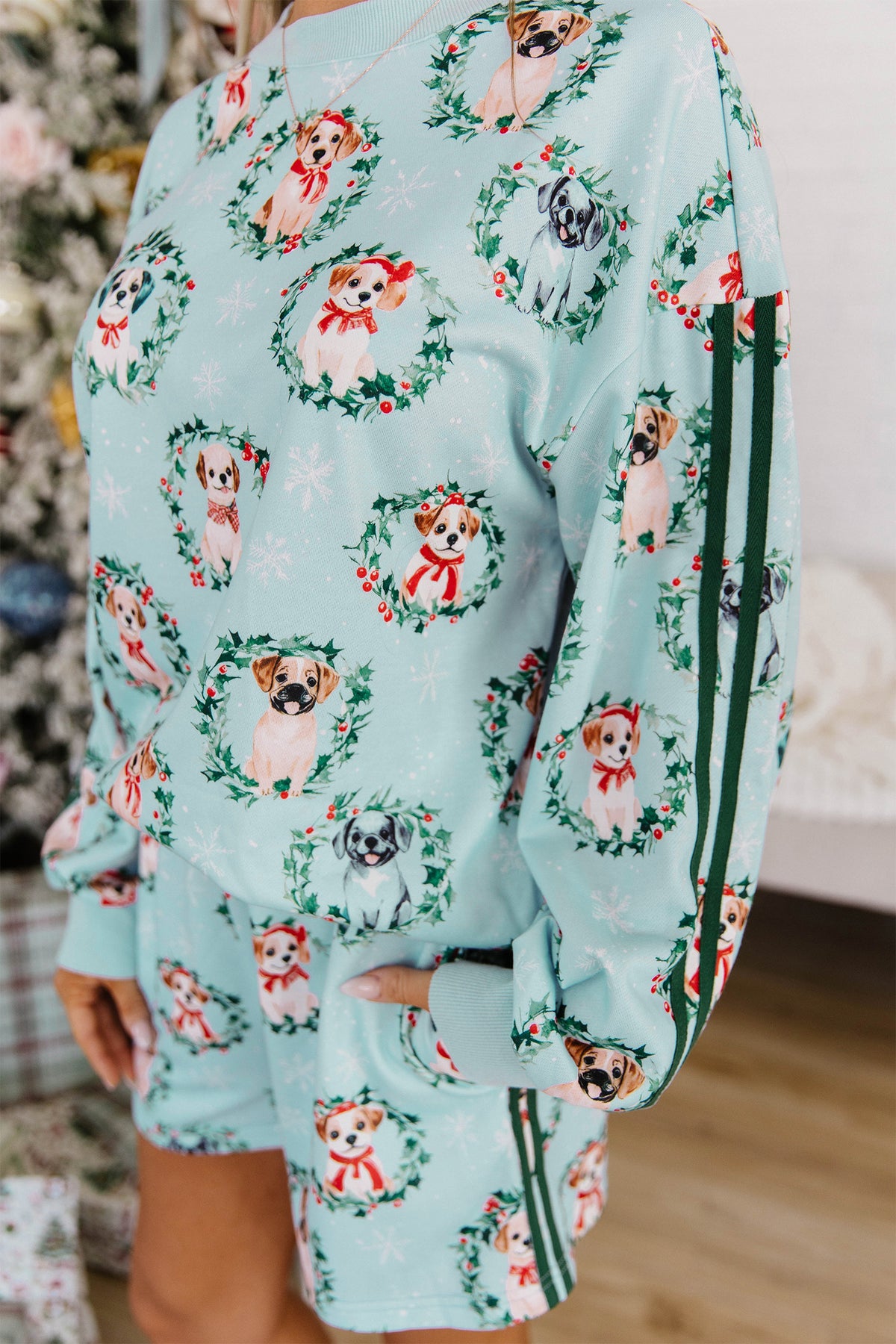 Sky Blue Puppies Wreath Print Pocket Sweatshirt and Shorts Set