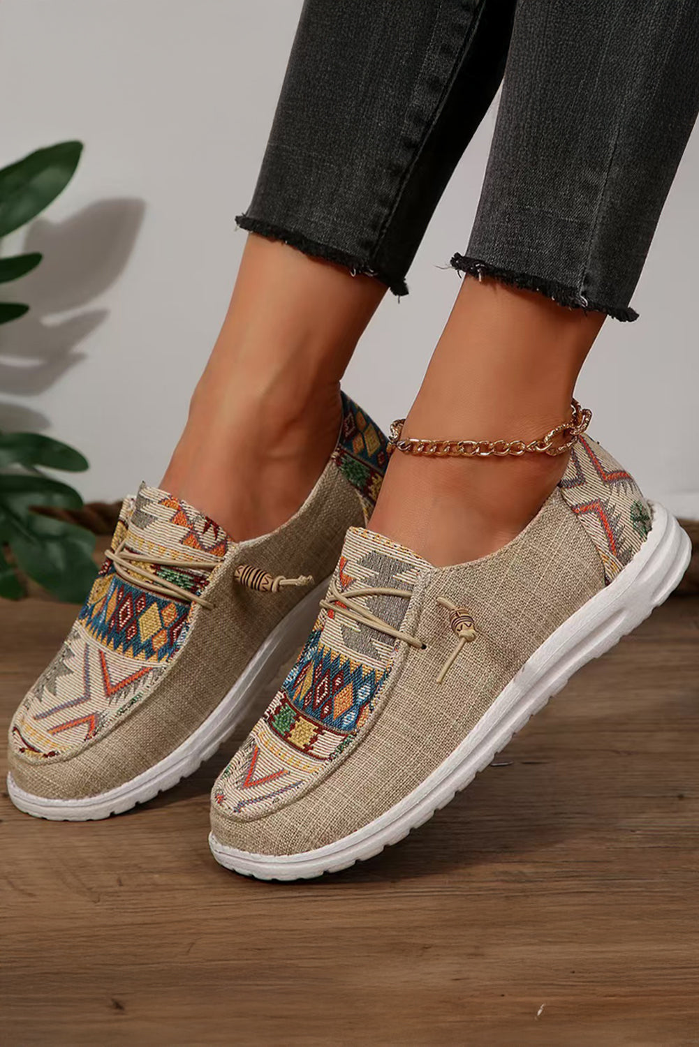 Beige Geometric Lace-up Decor Slip-On Shoes