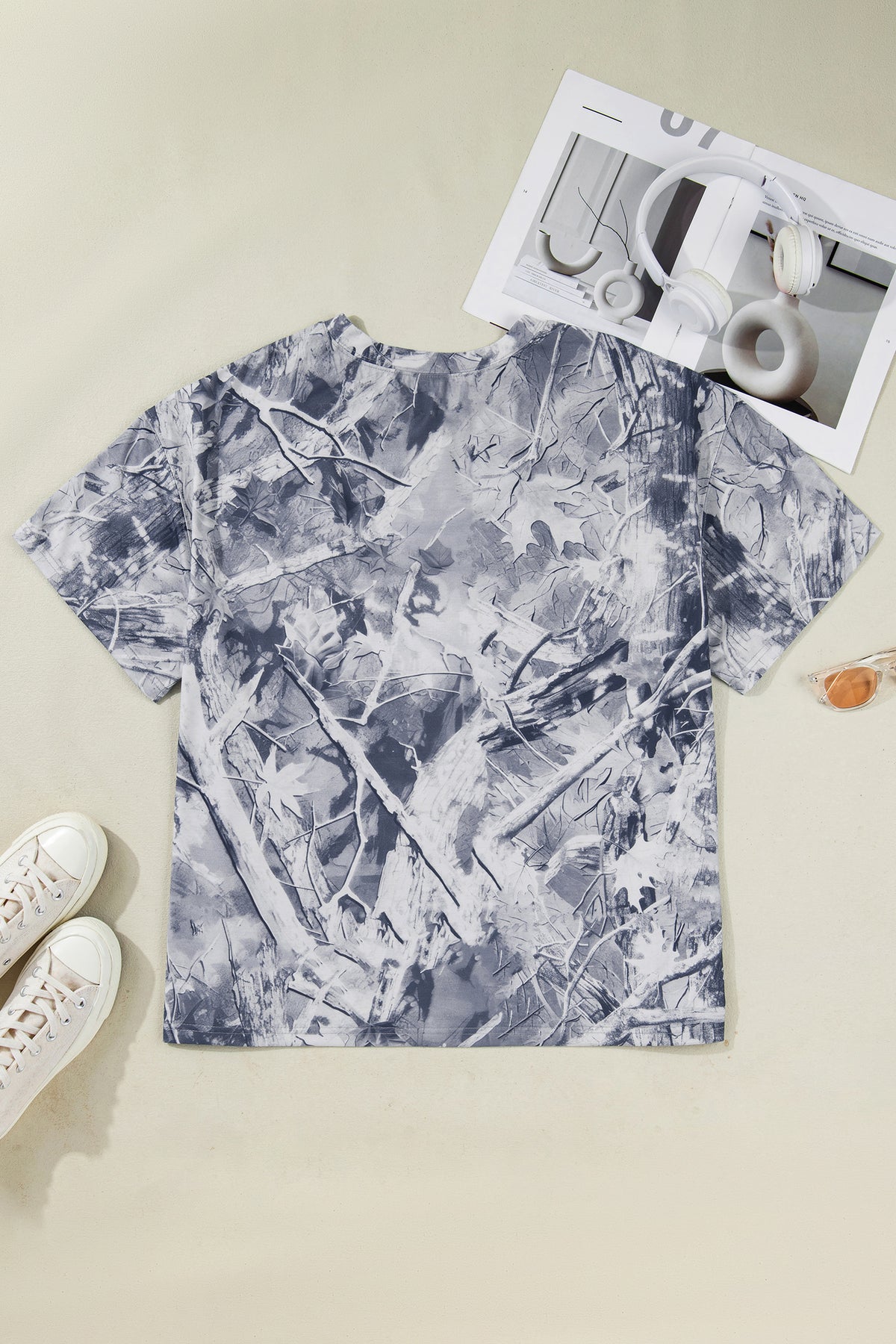 Gray Woodland Camouflage LOVE LIKE JESUS Plus Size T-Shirt