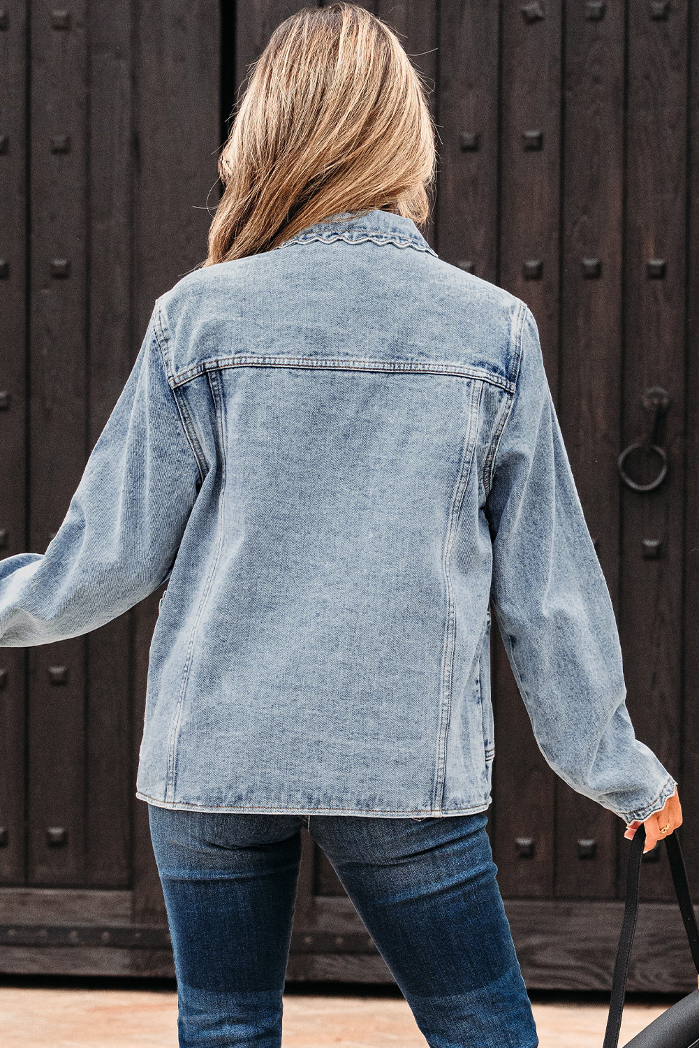Myosotis Scallop Collar Patched Pocket Mineral Washed Denim Jacket
