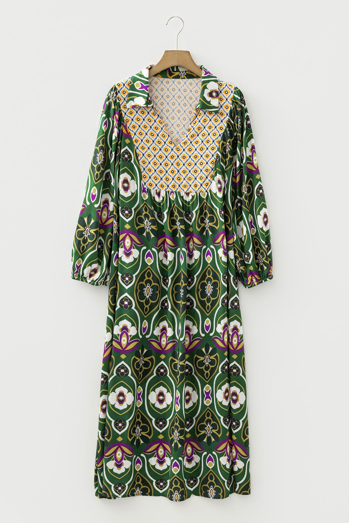 Green Plus Size Mixed Floral Patchwork V-Neck Bracelet Sleeve Maxi Dress