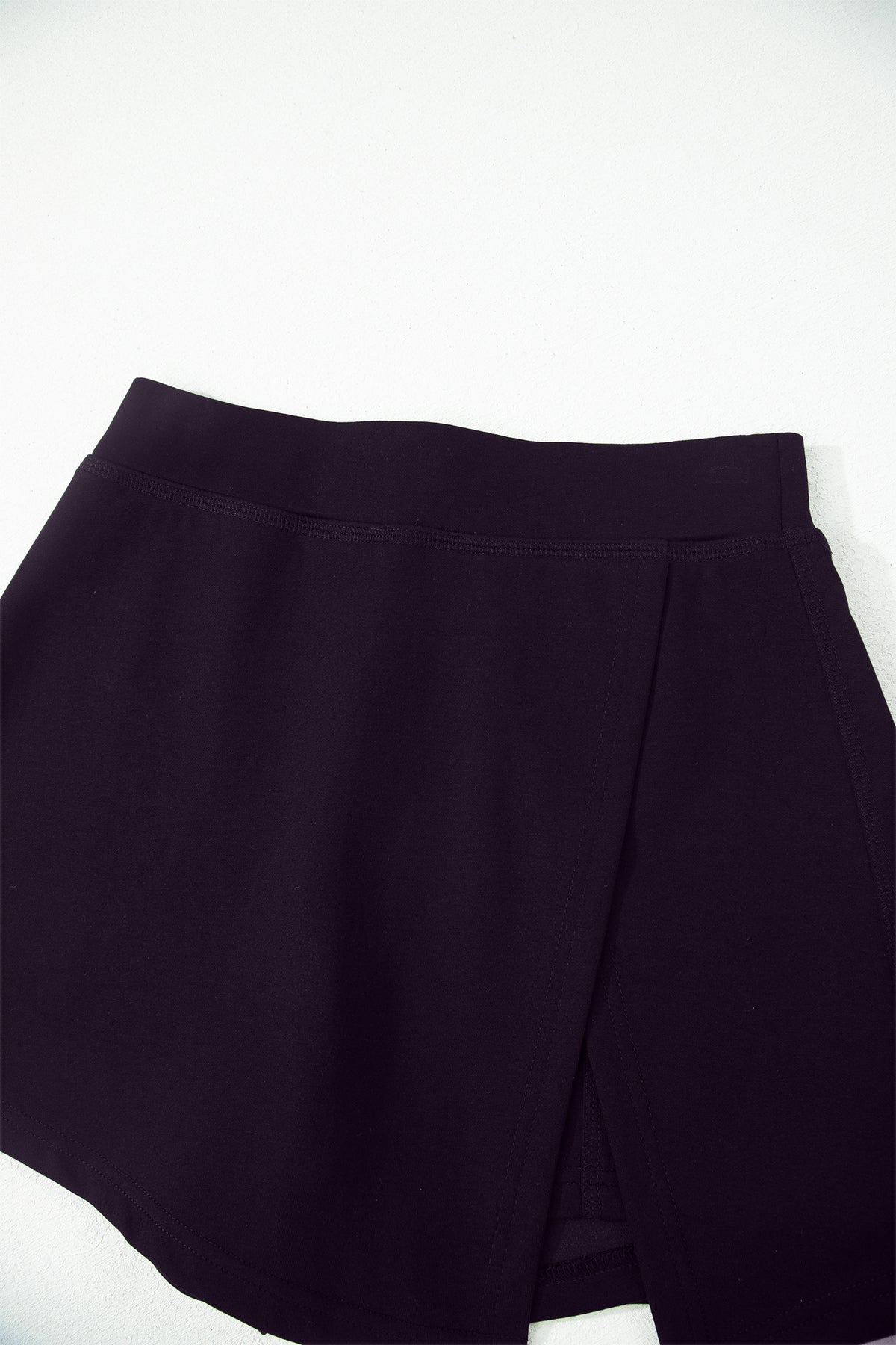 Black Solid Wrapped Side Slit Skort