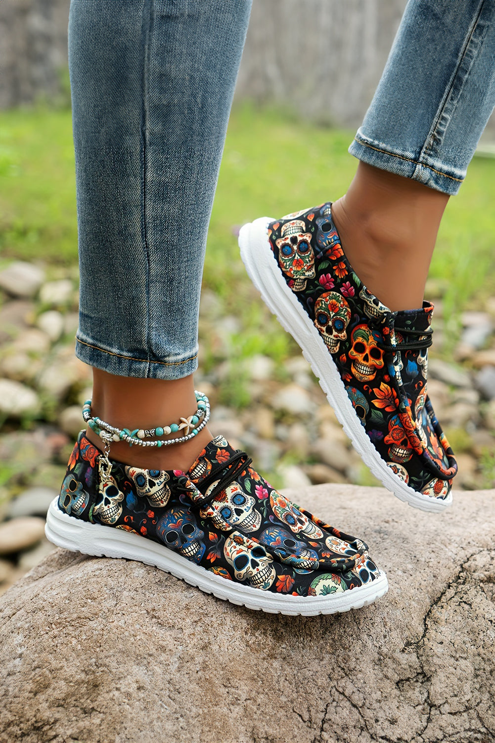 Black Sugar Skull Print Lace-up Halloween Sneakers
