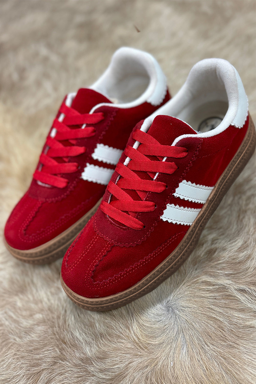 Fiery Red Vintage Striped Patchwork Lace-up Sneakers