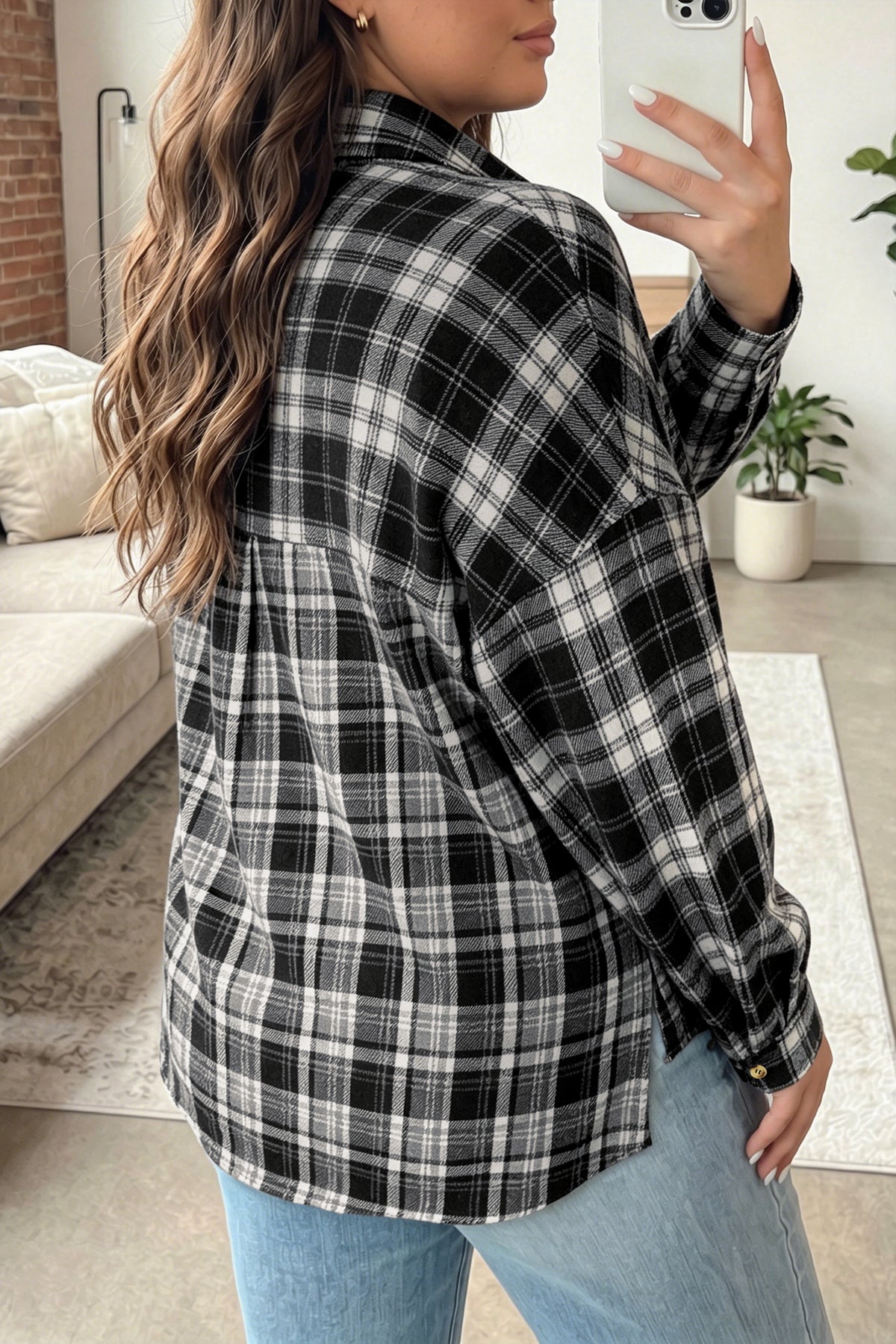 Black Plaid Long-Sleeve V-Neck Shift Plus Size Shirt Jacket