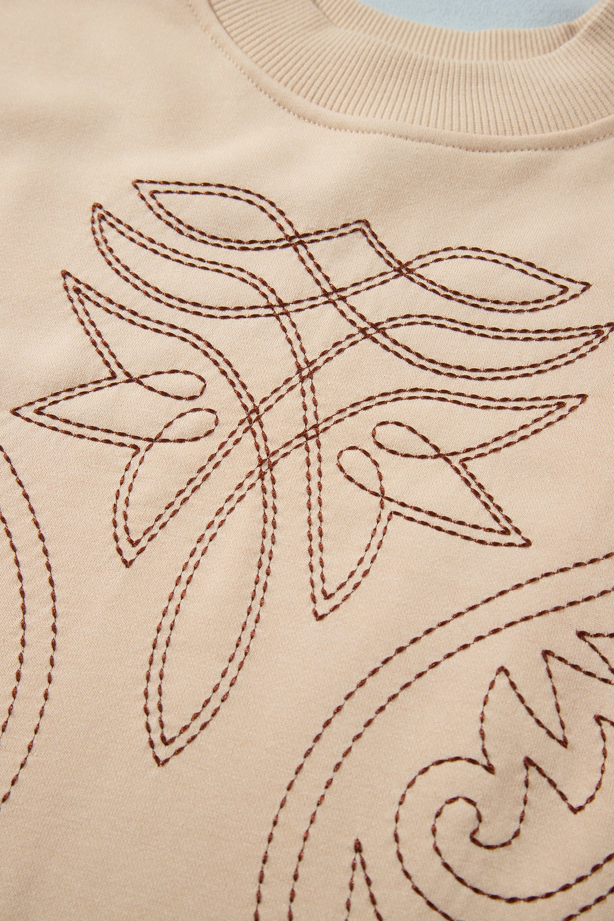 Light French Beige Western Embroidery Round Neck Sweatshirt