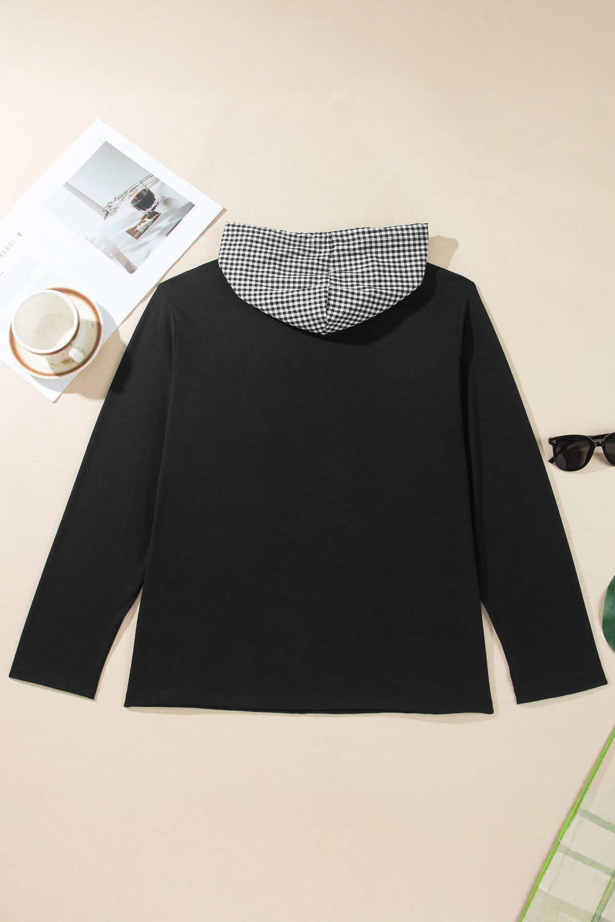 Black Hooded Gingham Paneling Chest Patch Pocket Long-Sleeve Plus Size Blouse