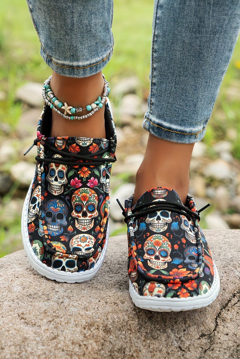 Black Sugar Skull Print Lace-up Halloween Sneakers