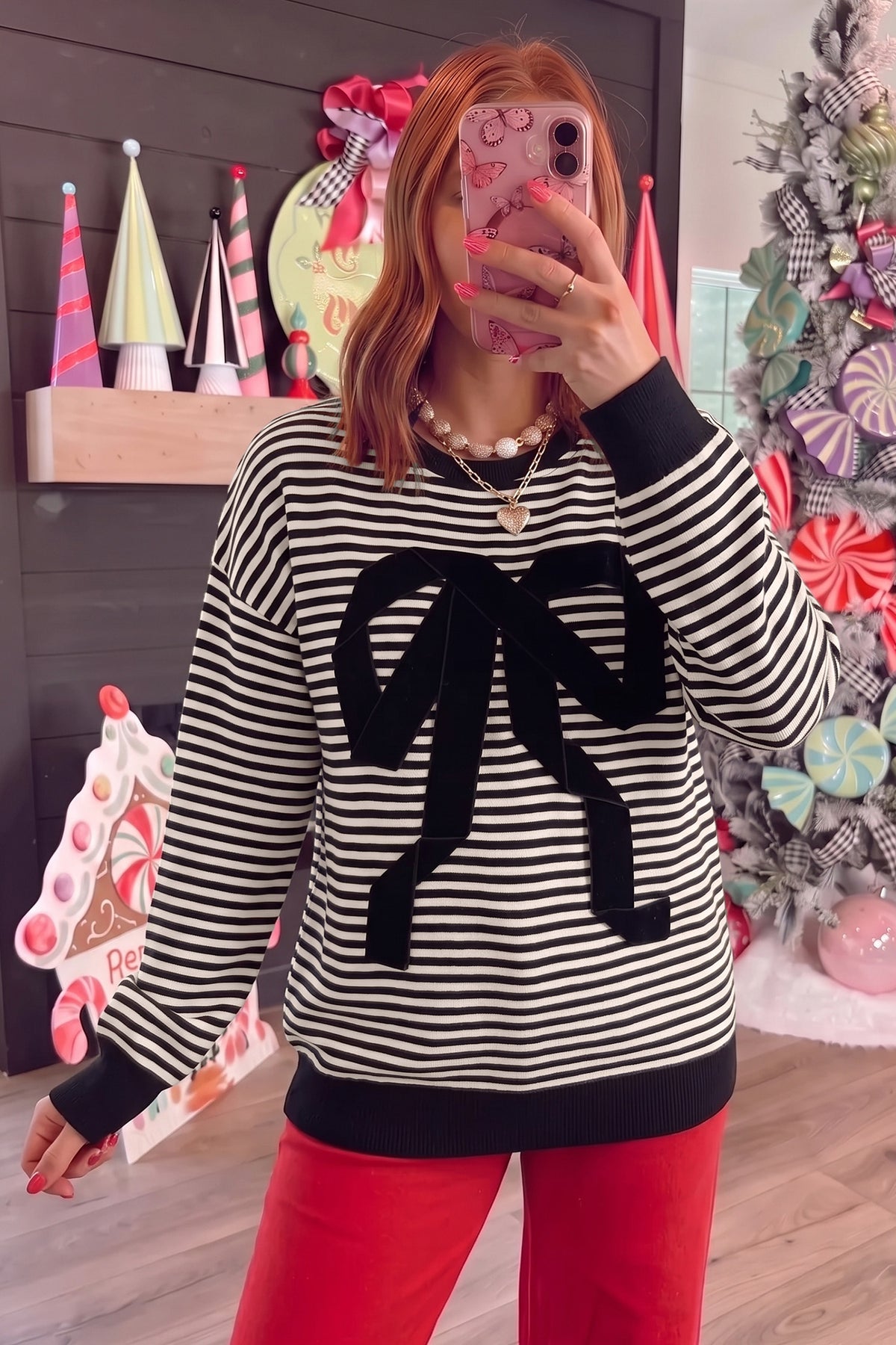 Black Stripe Velvet Bow Pattern Dropped Shoulder Sweatshirt