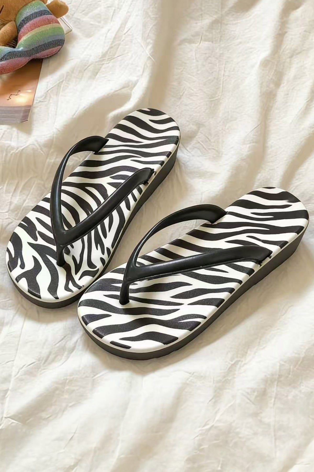 Black Zebra Print PVC Casual Flip-Flop