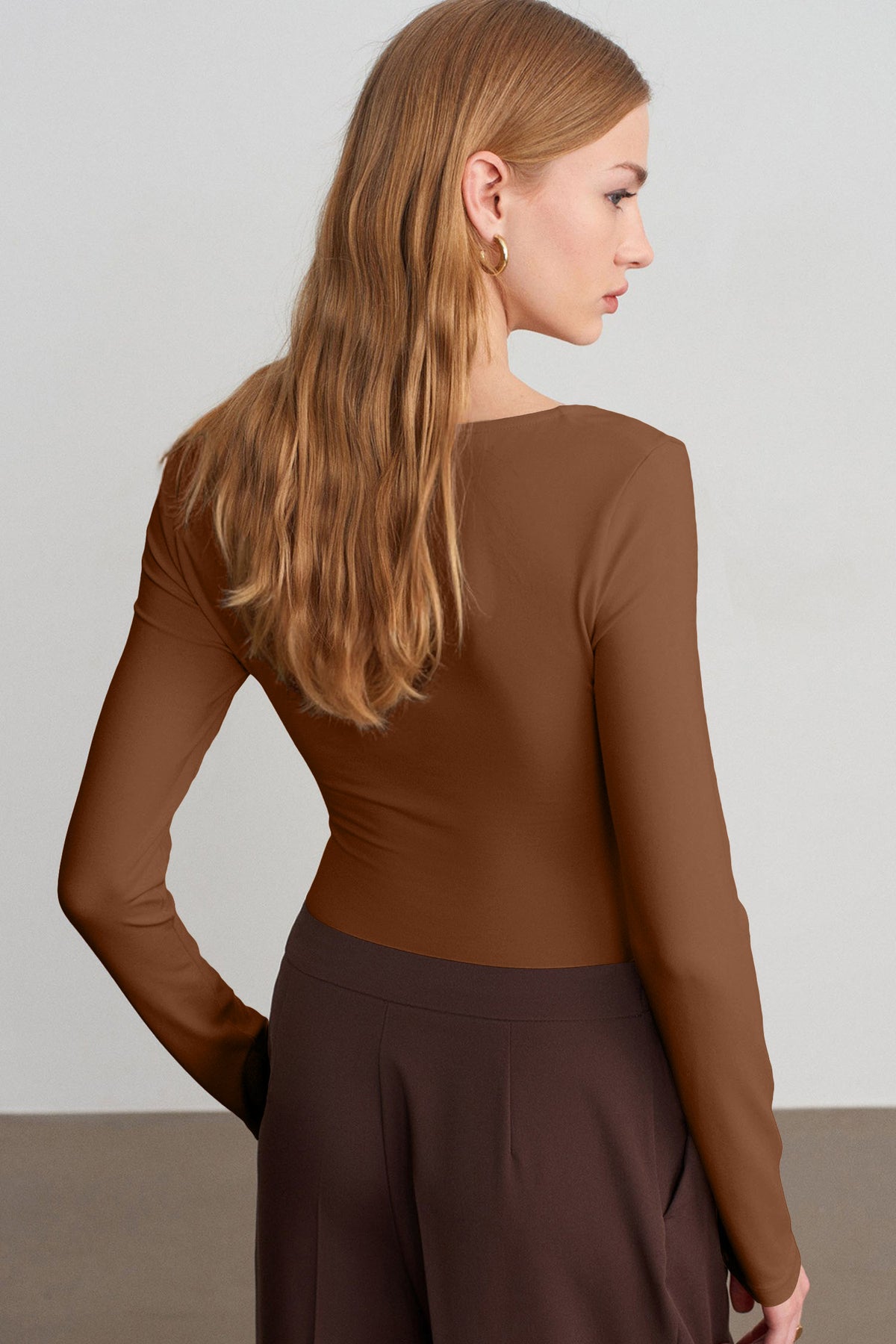 Coffee Slim Fit V Neck Long Sleeve Top with Built-In Bra