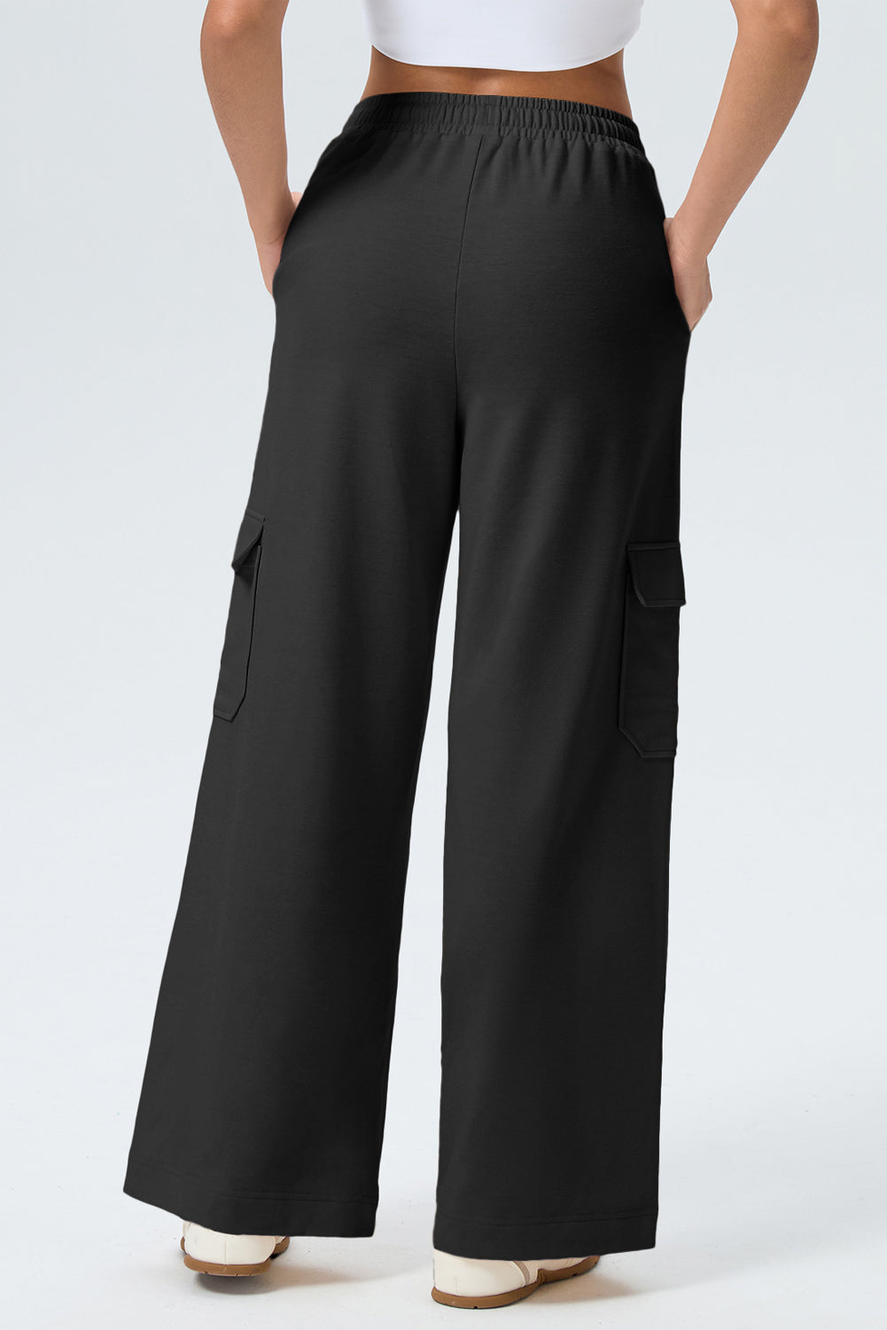 Black Solid Drawstring Elastic Waist Cargo Patch Pocket Active Pants