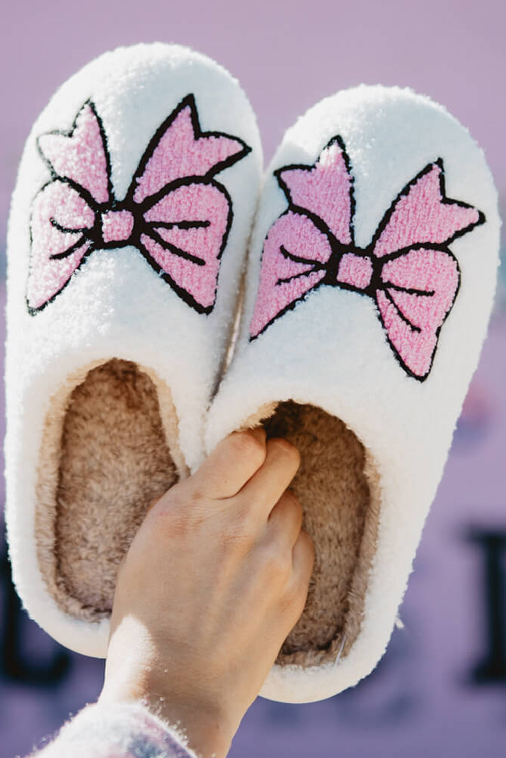 White Bowknot Pattern Fuzzy Winter Home Slippers