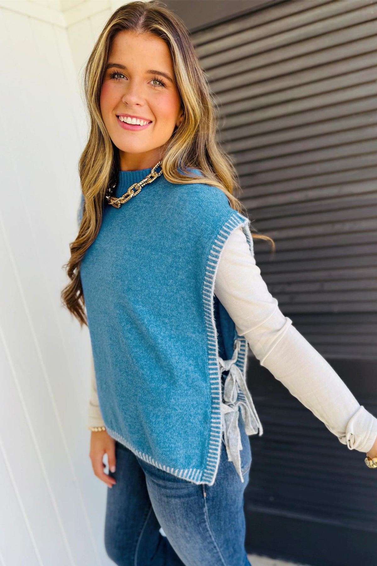 Blue Contrast Stitch Trim Knot Side Mock Neck Sweater Vest