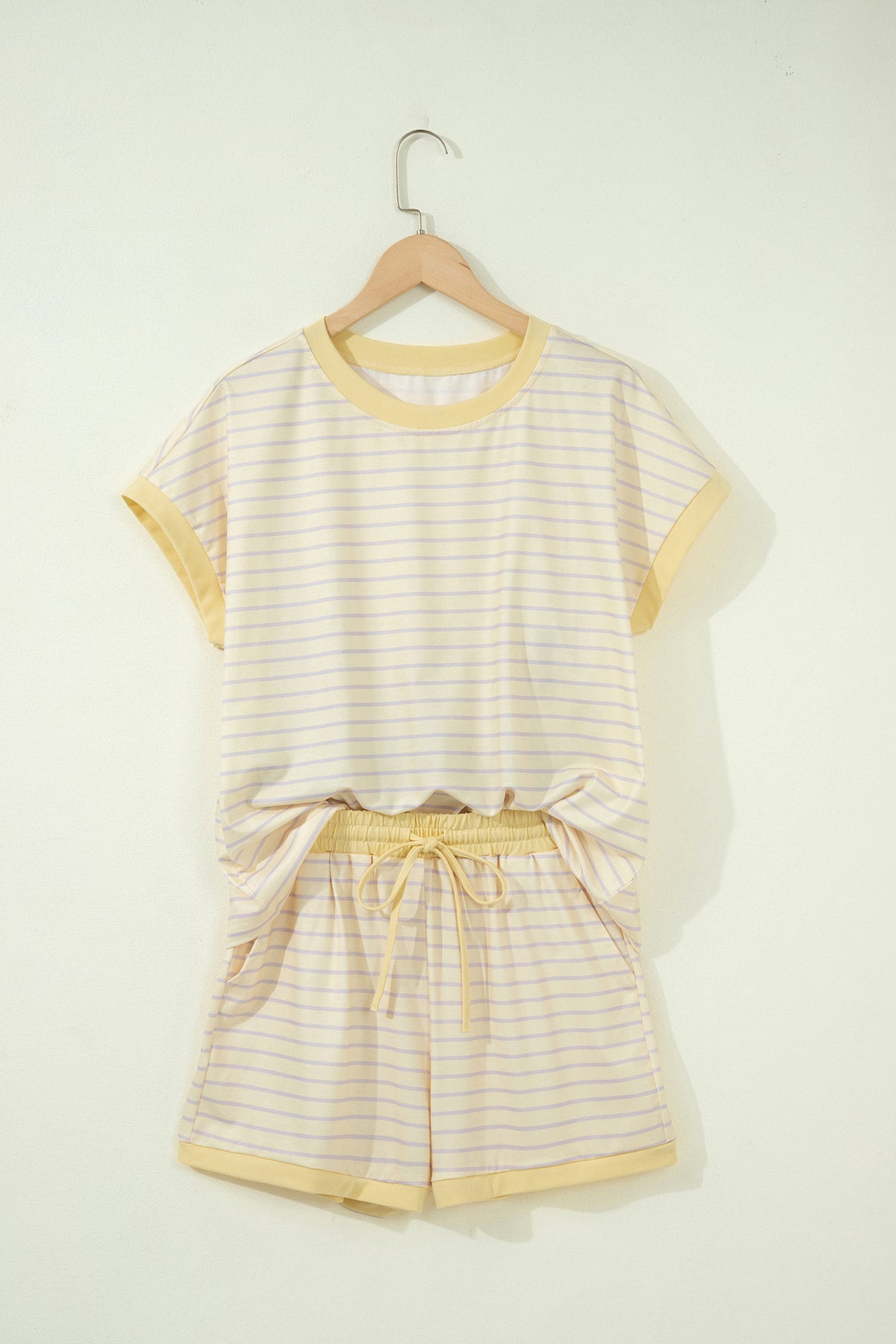 Women's Yellow Stripe Relaxed Tee Shorts Two-Piece Outfit Set