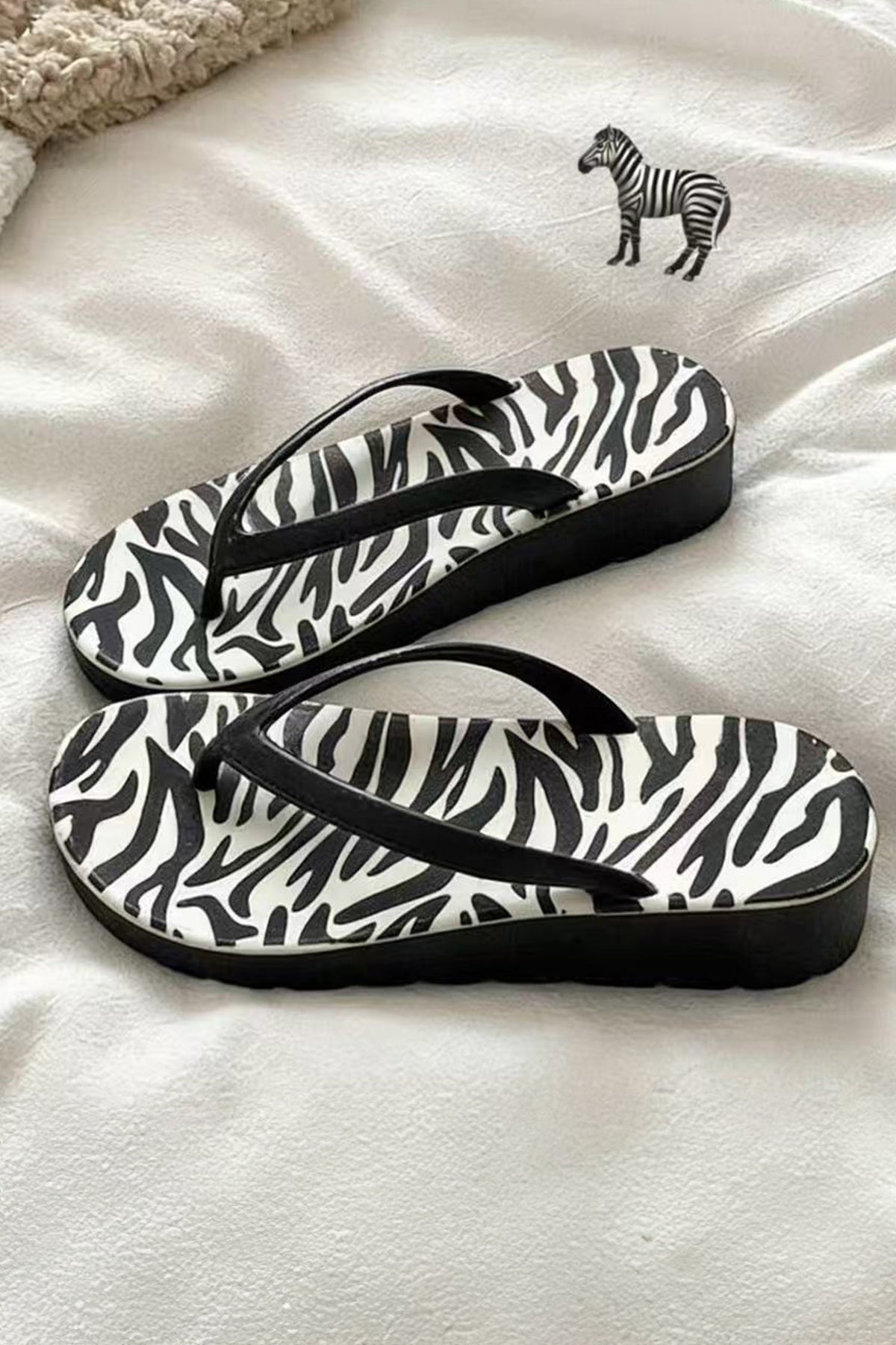 Black Zebra Print PVC Casual Flip-Flop