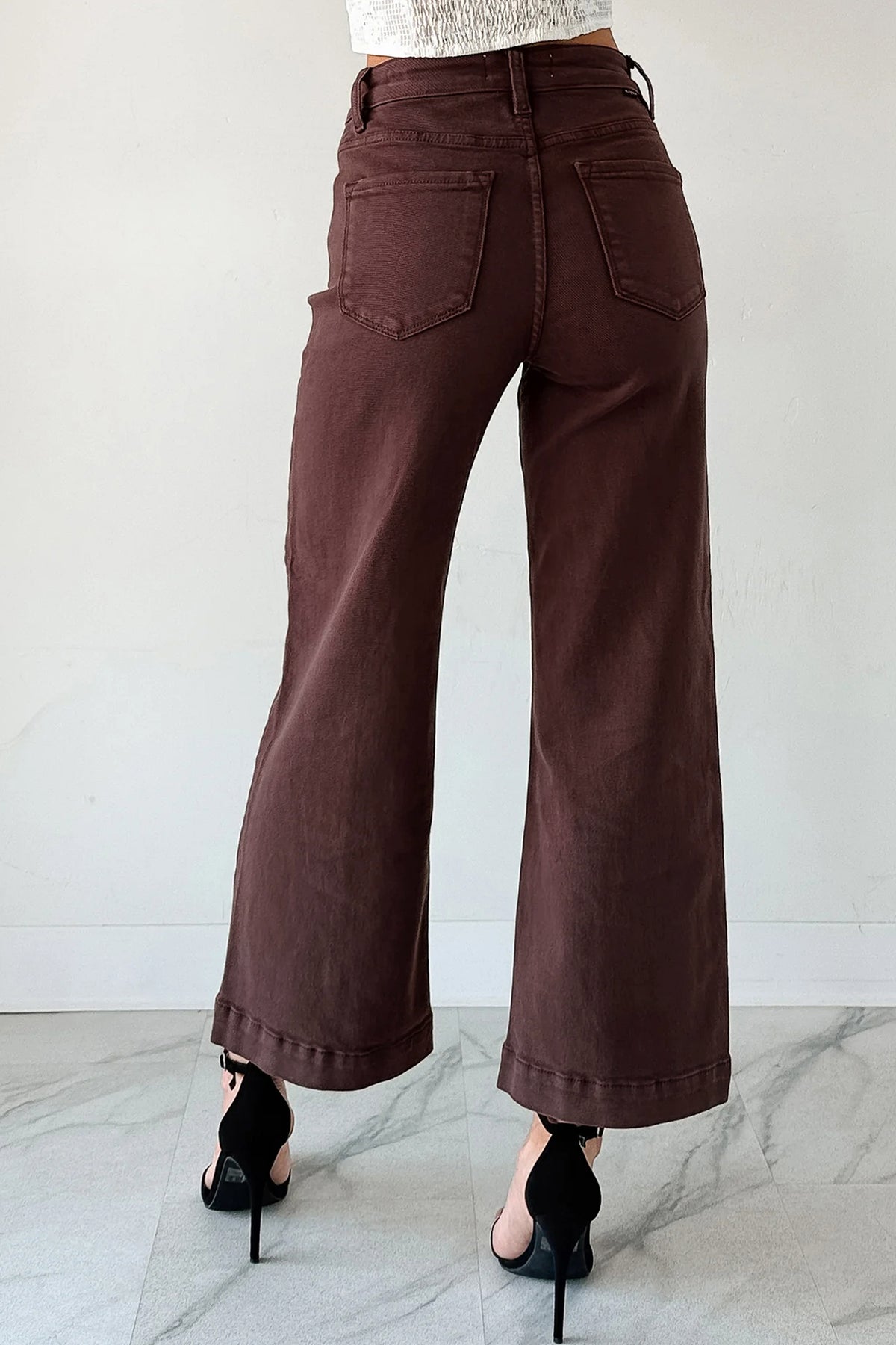 Apricot Solid Seamed Center Wide Leg Cropped Jeans