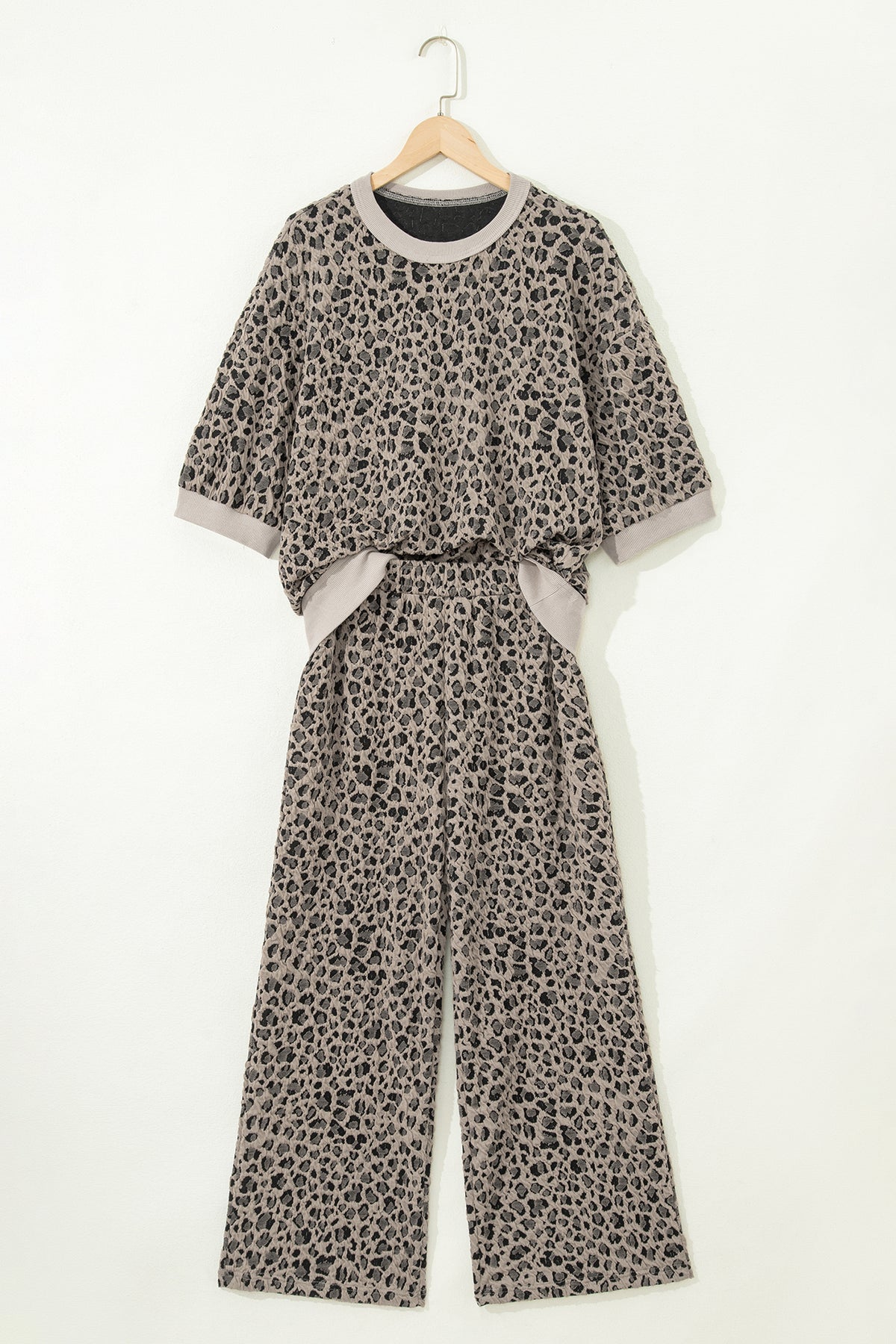 Women's Khaki Jacquard Leopard Half Sleeve Jumper Wide-Leg Pants Set