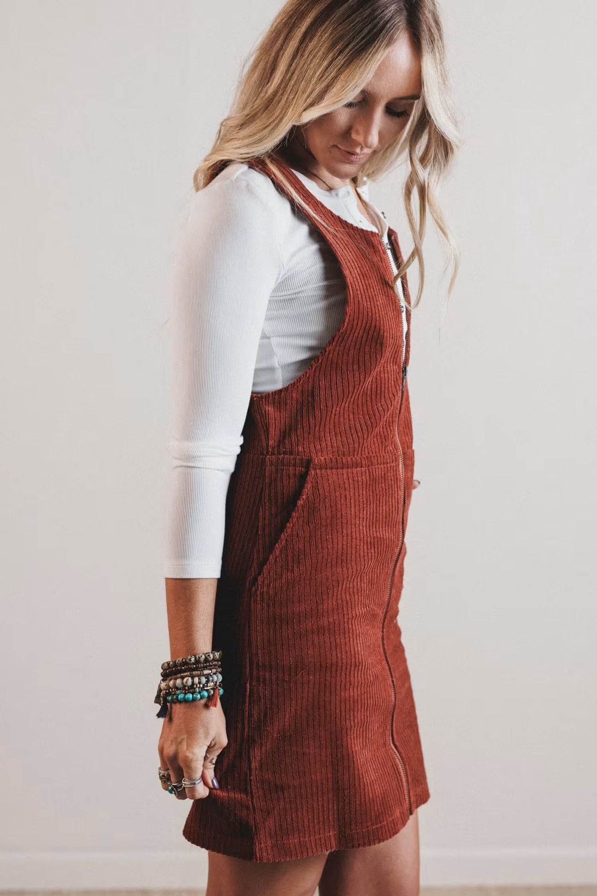 Clay Ribbed Corduroy Zip Up Sleeveless Pocket Sheath Dress
