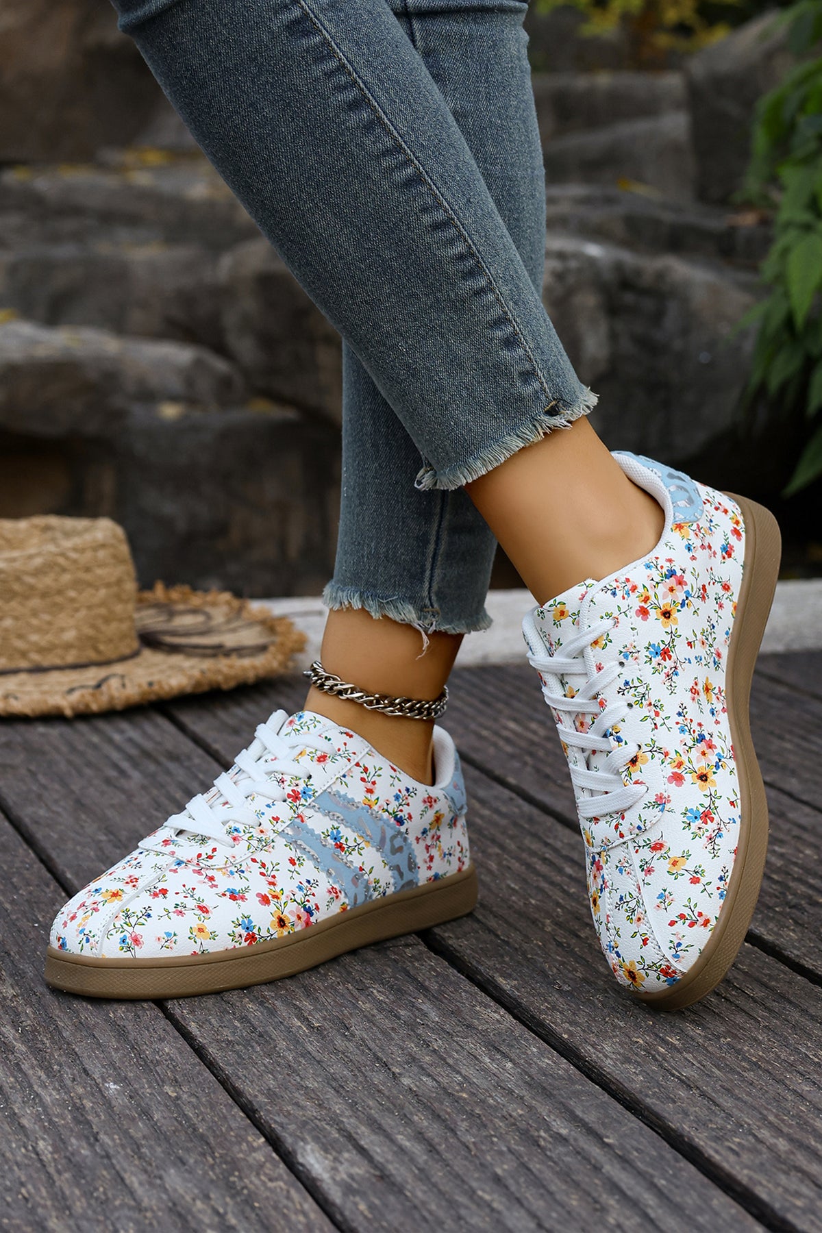 Dark Green Fresh Floral Print Color Block Lace-Up Shoes