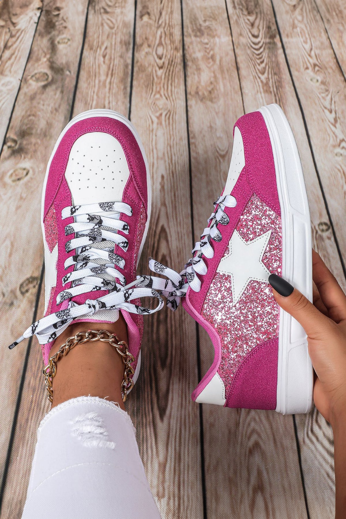 Rose Red Stylish Color Block Glitter Star Patchwork Lace-up Sneakers