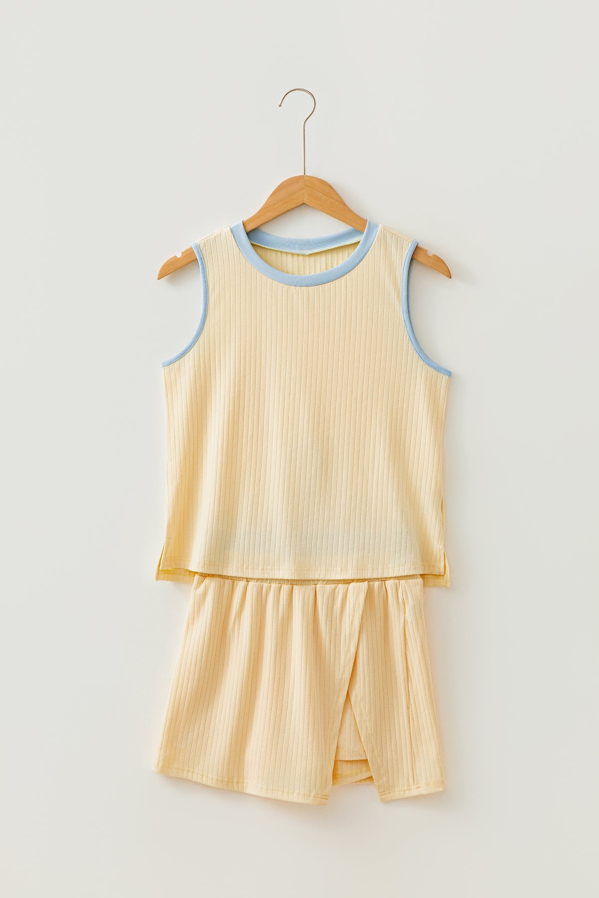 Women's Yellow Contrast Trim Ribbed Tank Split Skort Two-Piece Set