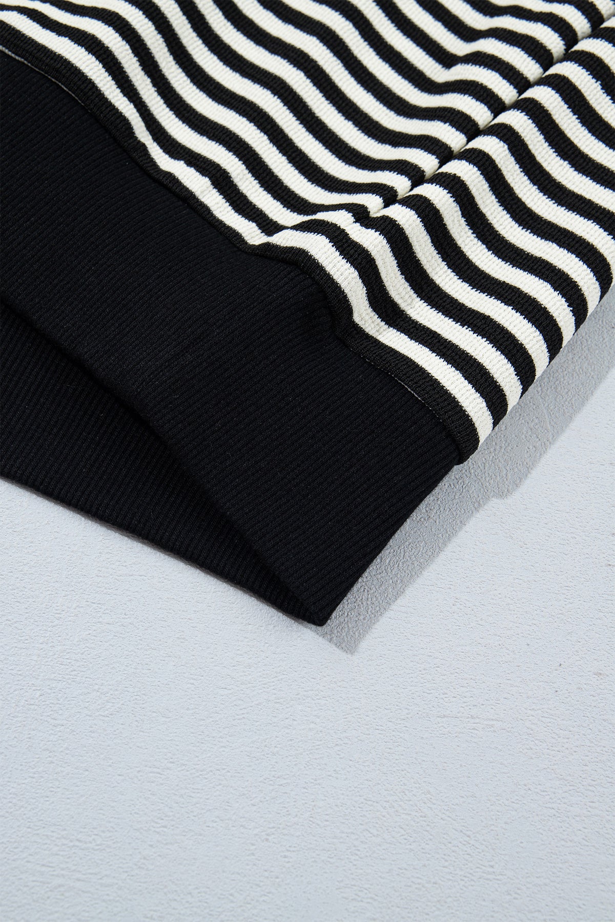 Black Stripe Velvet Bow Pattern Dropped Shoulder Sweatshirt