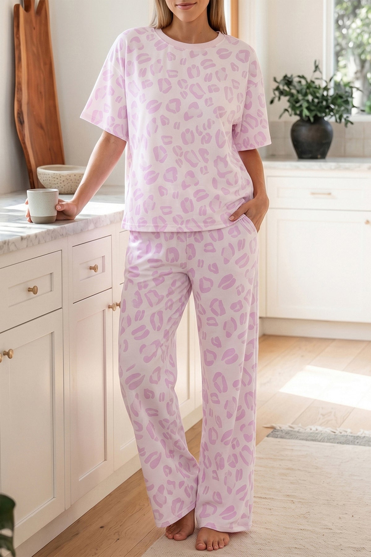 Women's Pink Leopard Two-Piece Top & Pants Set