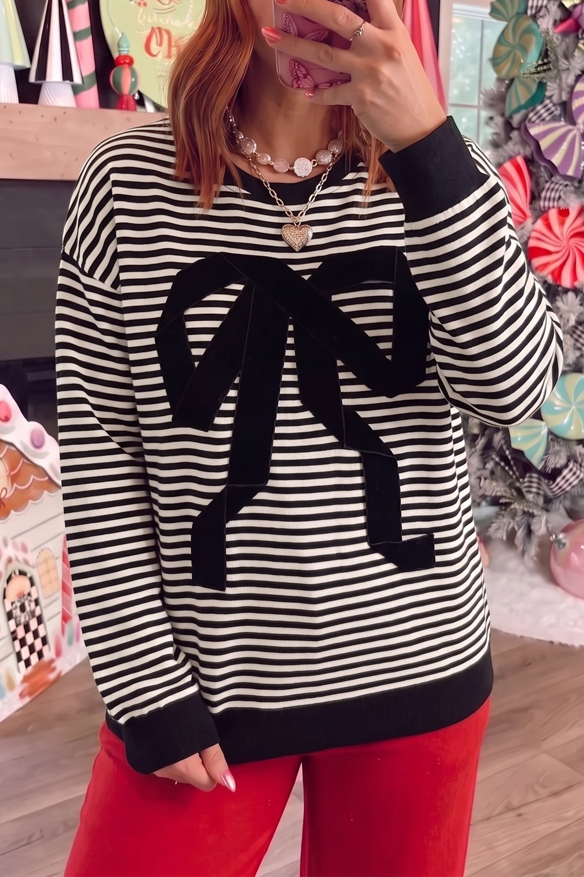 Black Stripe Velvet Bow Pattern Dropped Shoulder Sweatshirt