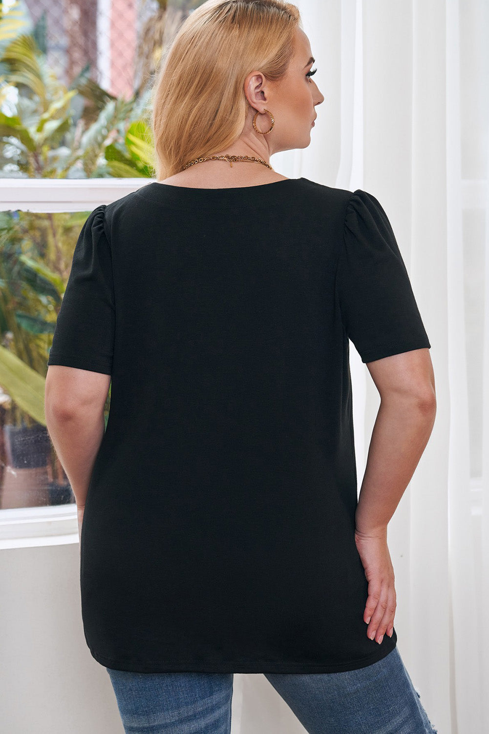 Black Plus Size Square Neck Ruched Shoulder Short-Sleeve Top