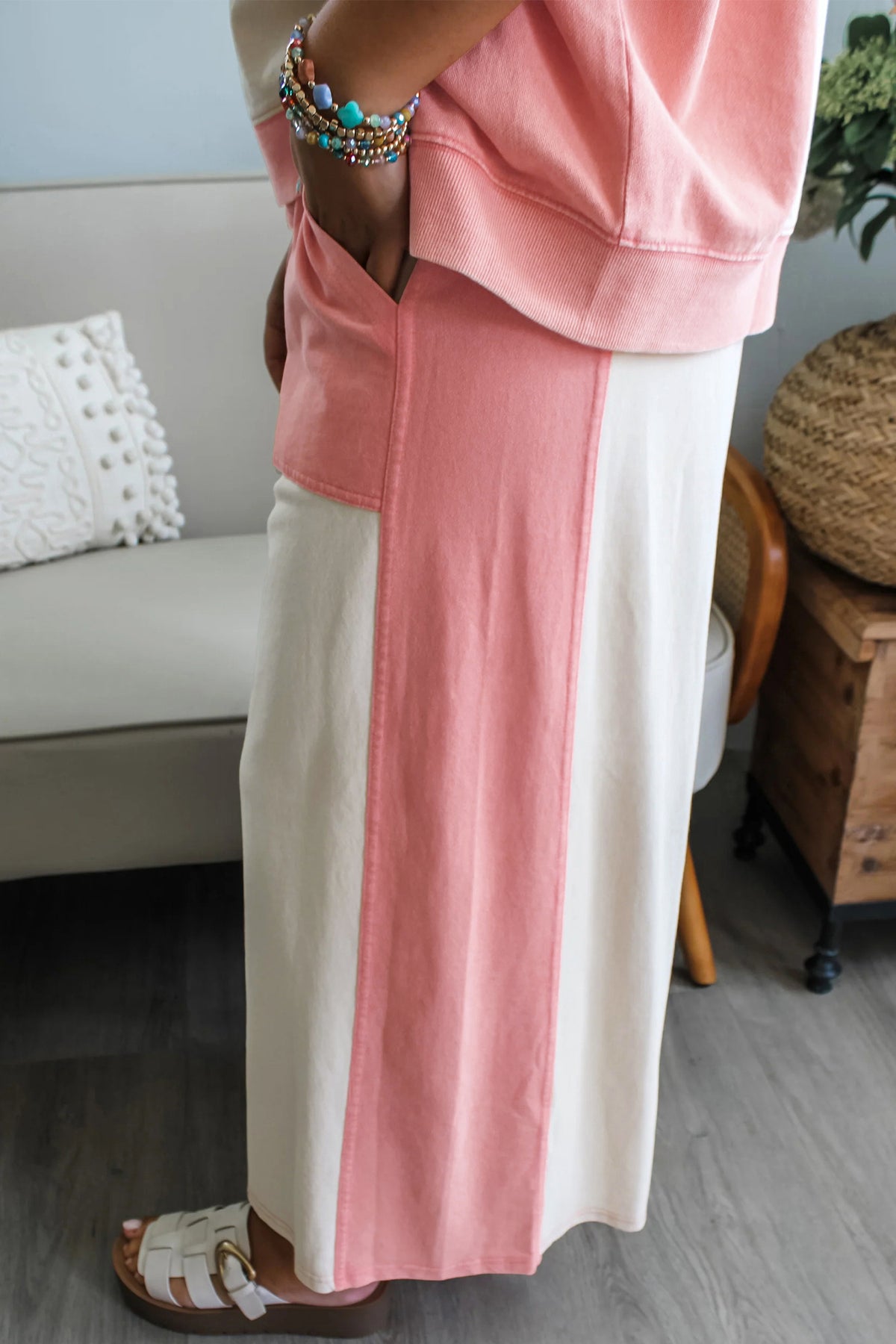 Women's White Two-tone Color Block Patchwork Tee Pants Two-Piece Set