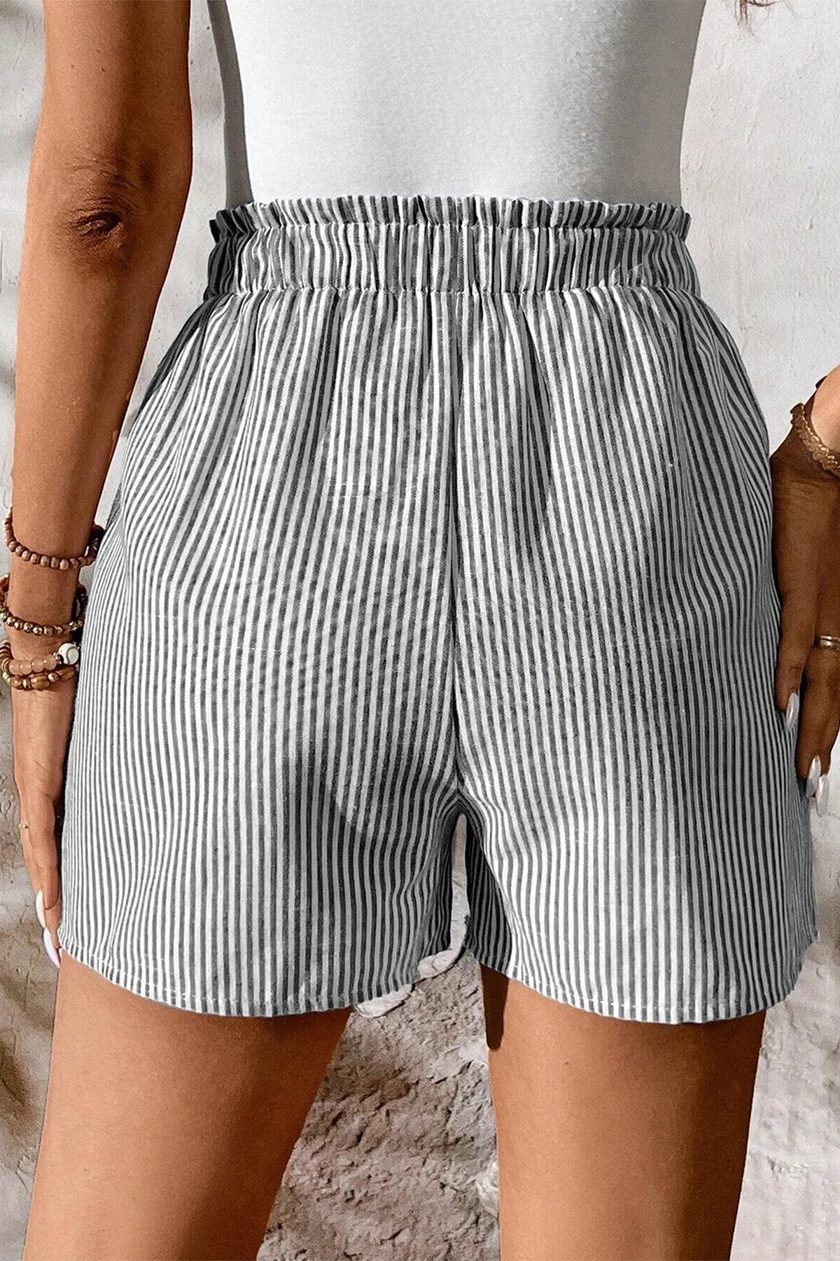 Gray Stripe Lace-up Elastic Waist Casual Pocketed Shorts