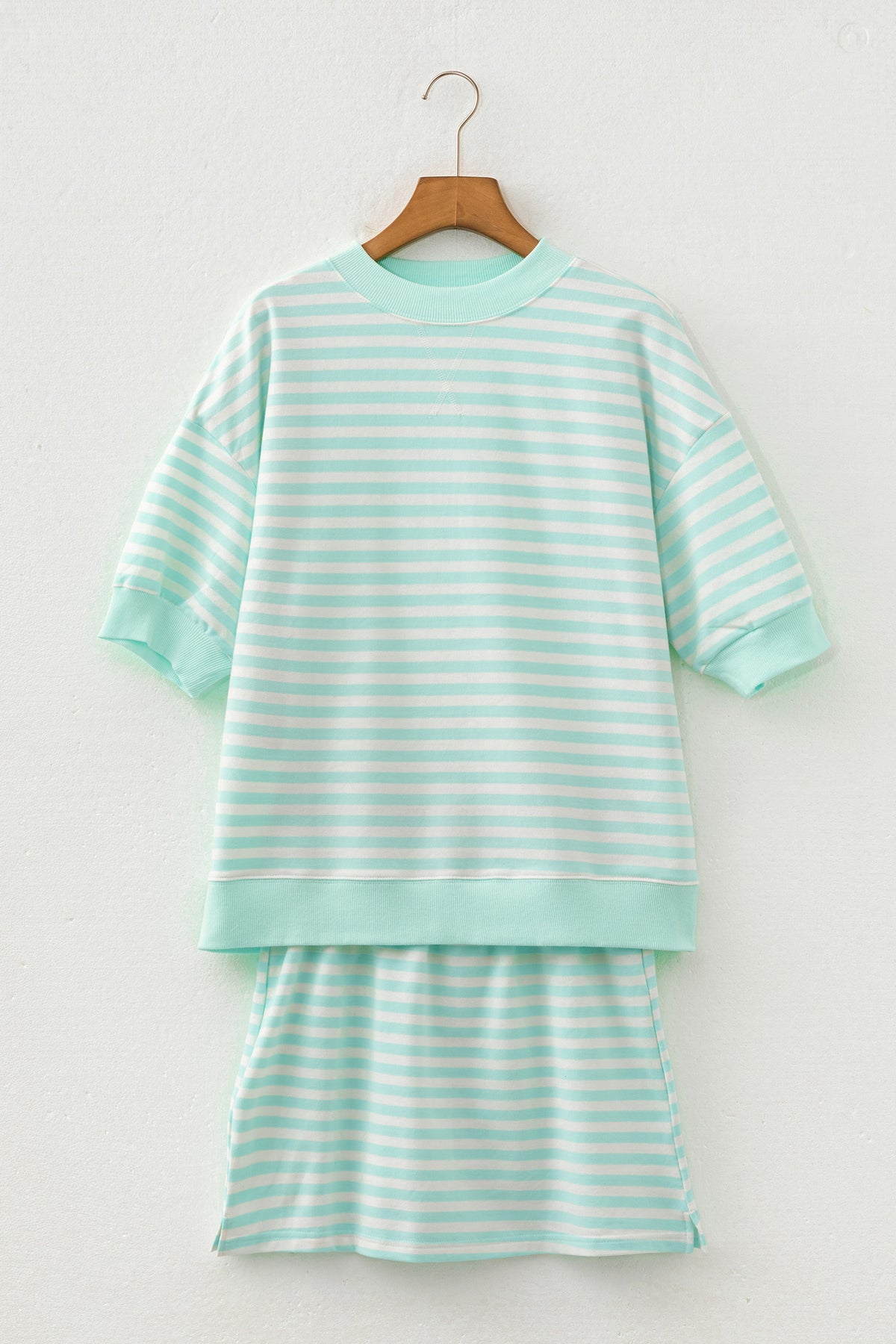 Women's Green Stripe Ribbed Color Block Trim Half Sleeve Top Mini Skort Two-Piece Outfit