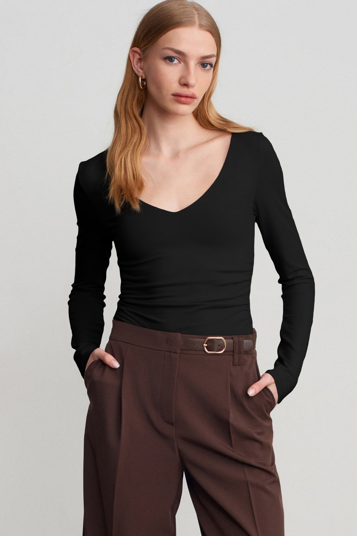 Beige Slim Fit V Neck Long Sleeve Bra Built-In Top