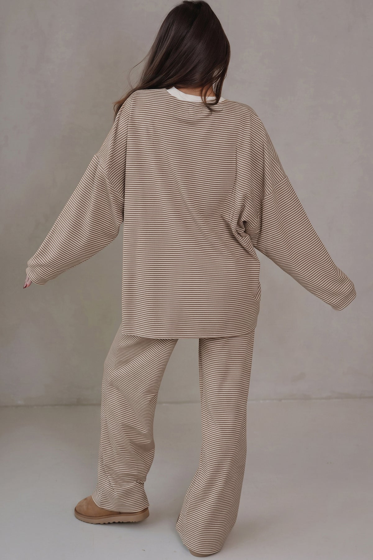 Women's Blue Stripe Contrast Trim Round Neck Oversize Long-Sleeve Top Two-Piece Pants Set