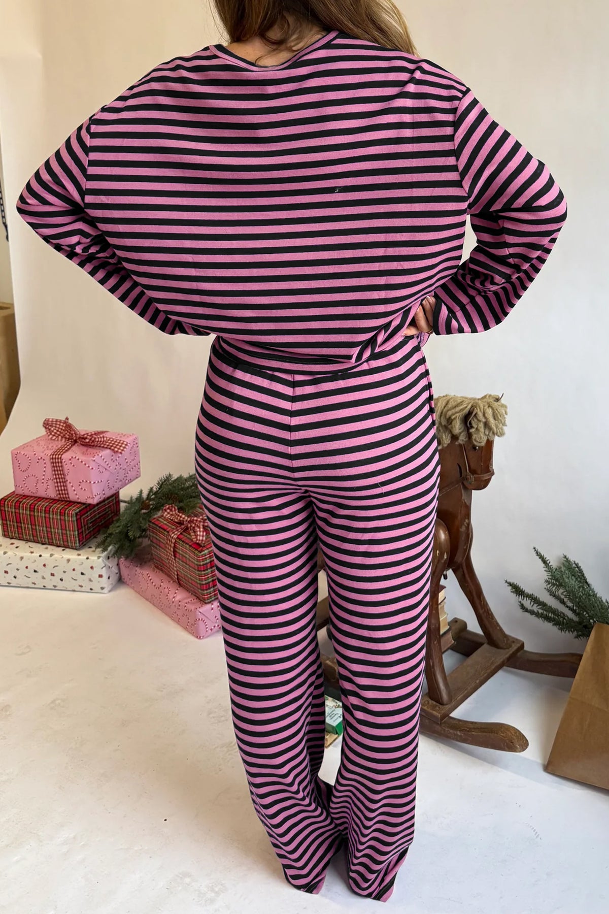 Women's Pink Stripe Casual Long-Sleeve Top Drawstring Pants Set