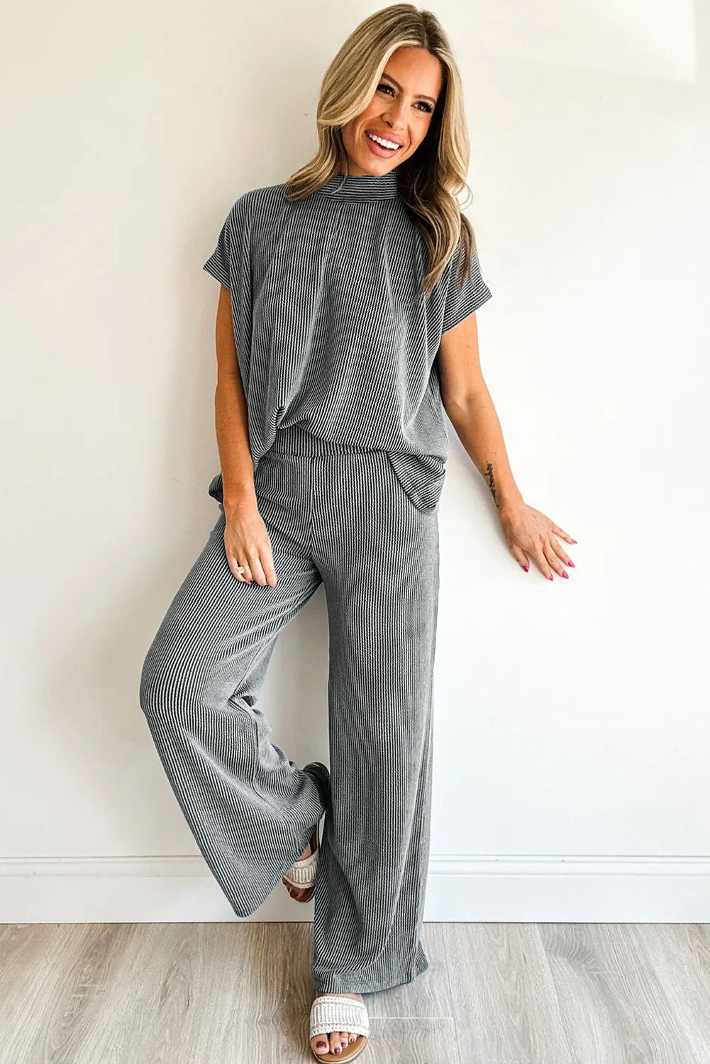 Women's Burgundy Twisted Ribbed High Neck Tee Elastic High-Waist Pants Two-Piece Set