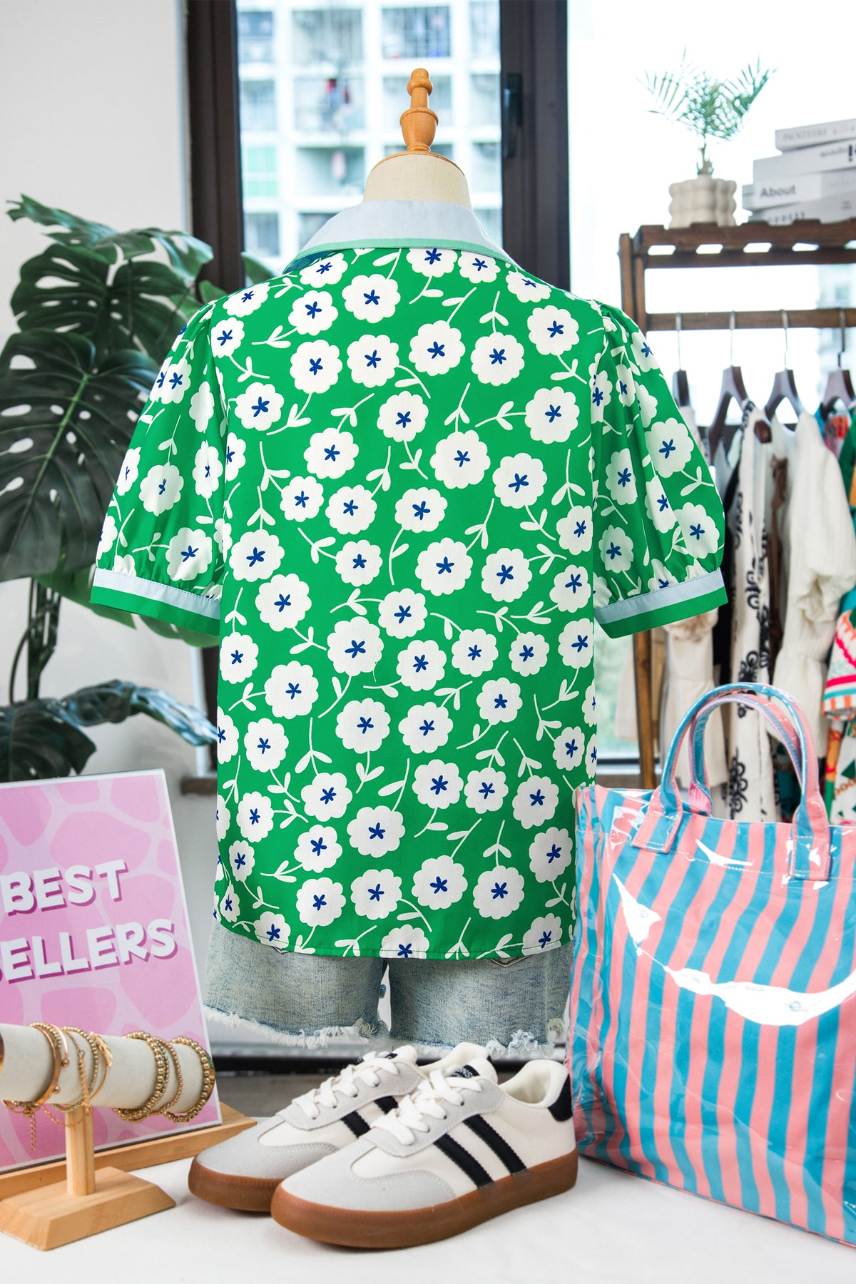 Green Flower Contrast Patchwork Collar Short Sleeve Blouse