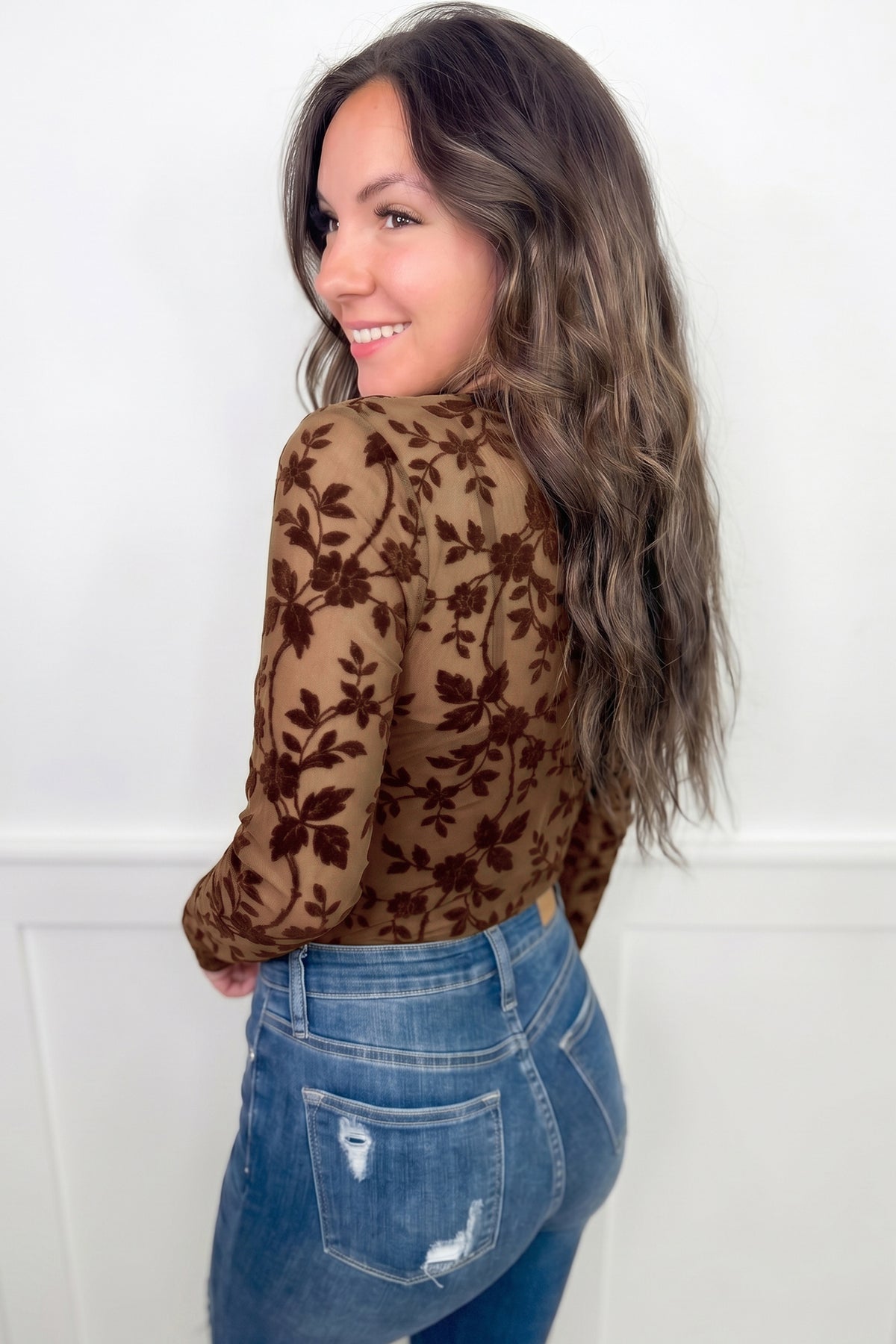 Apricot Floral Mesh Round Neck Sheath Top