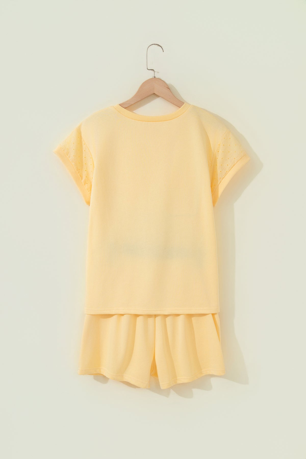 Women's Yellow Eyelet Lace Patchwork Sleeve Short Two-Piece Outfit