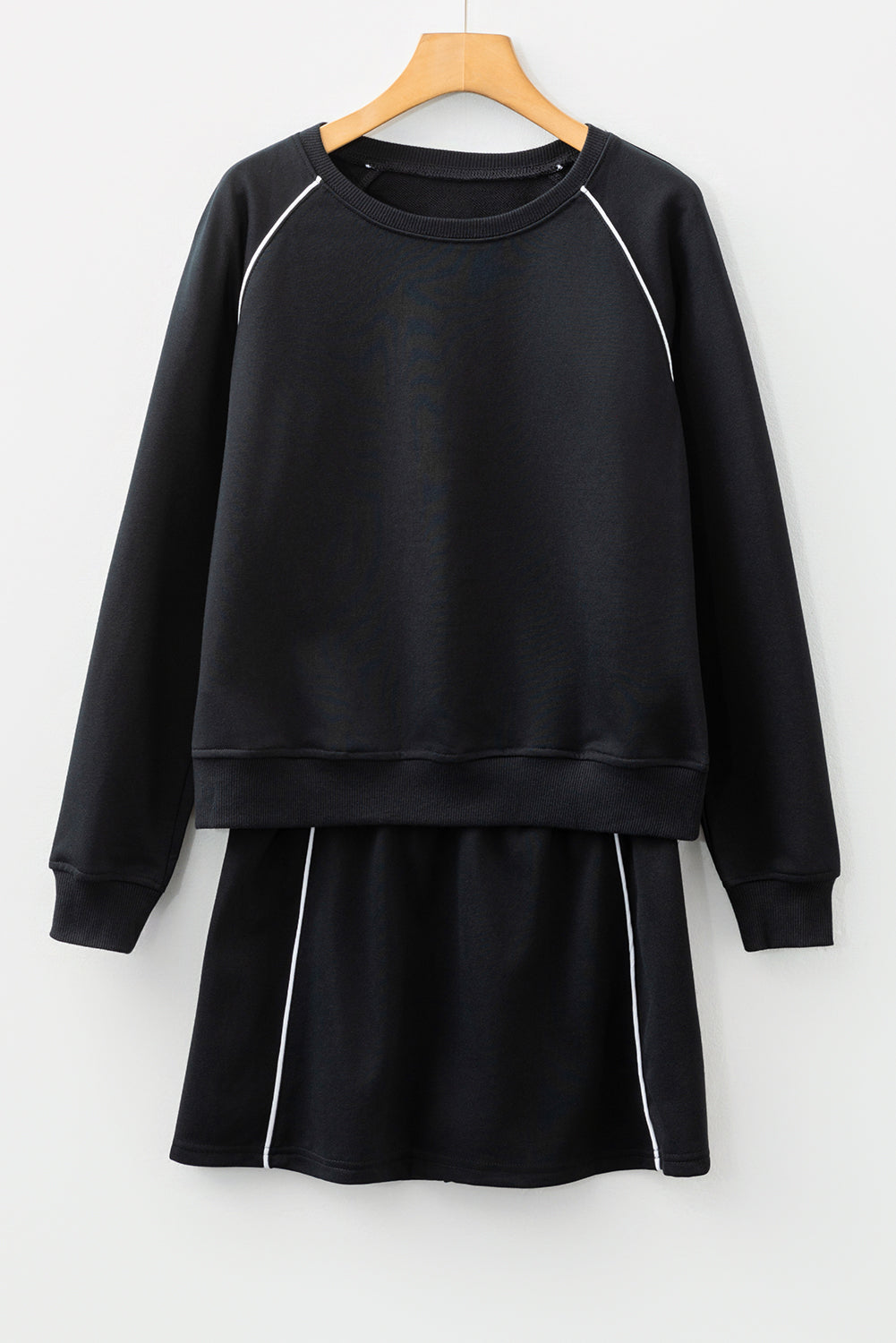 Women's Black Contrast Piping Crewneck Pullover Mini Skort Two-Piece Set